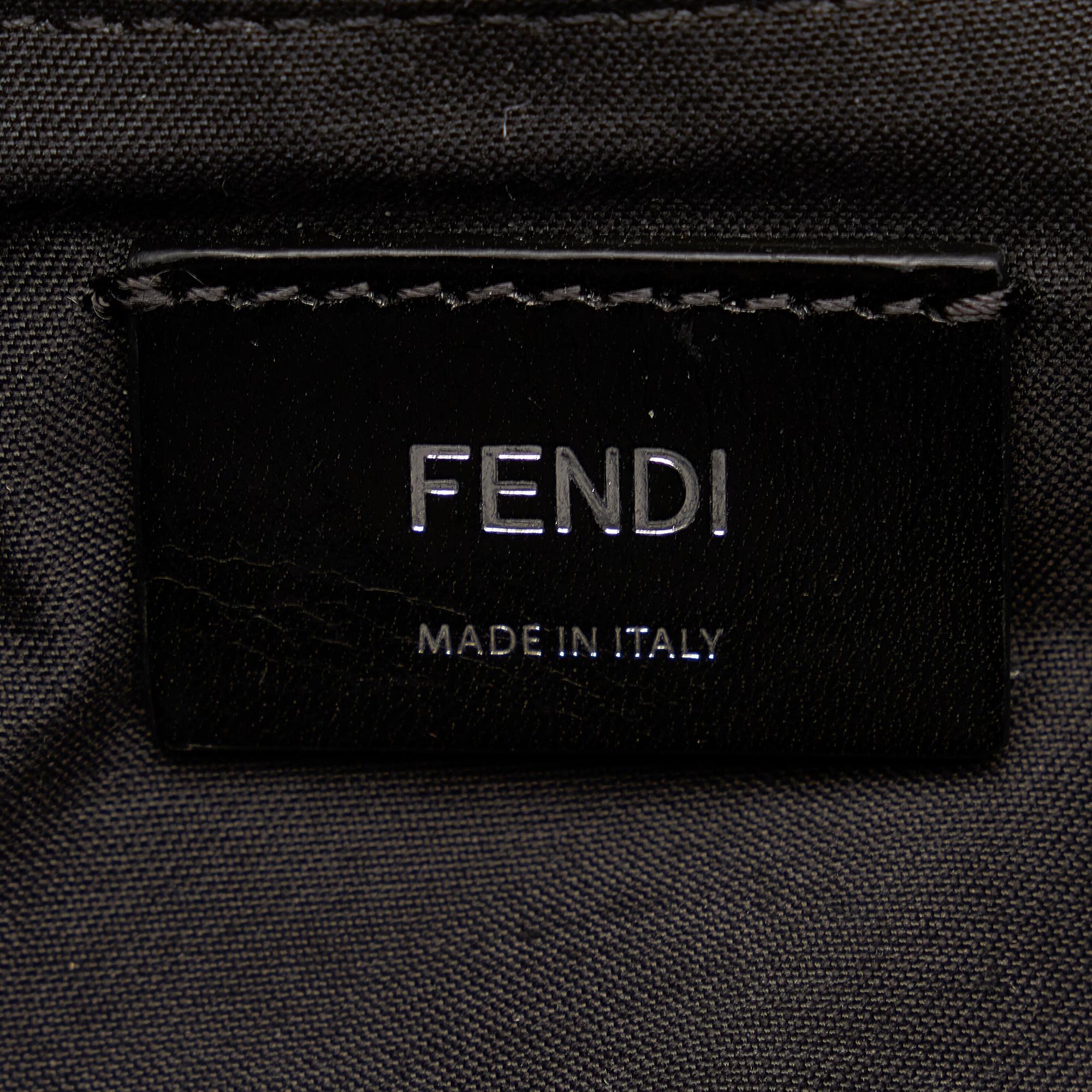 Fendi Zucca Convertible Belt Bag (SHG-puMwVP)