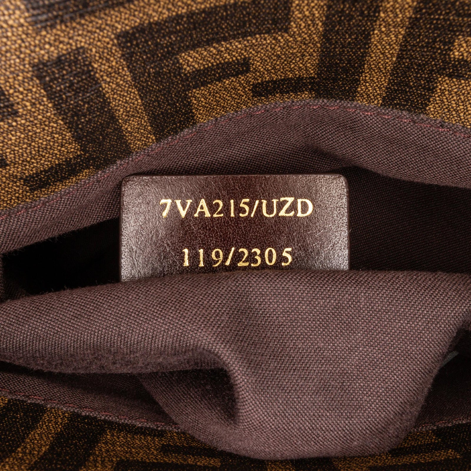 Fendi 2305 store