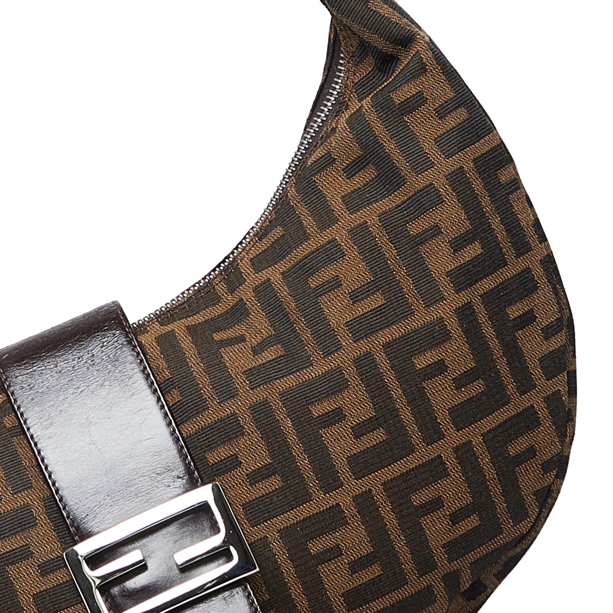 Fendi Zucca Half Moon Hobo (SHG-PNoVM9)