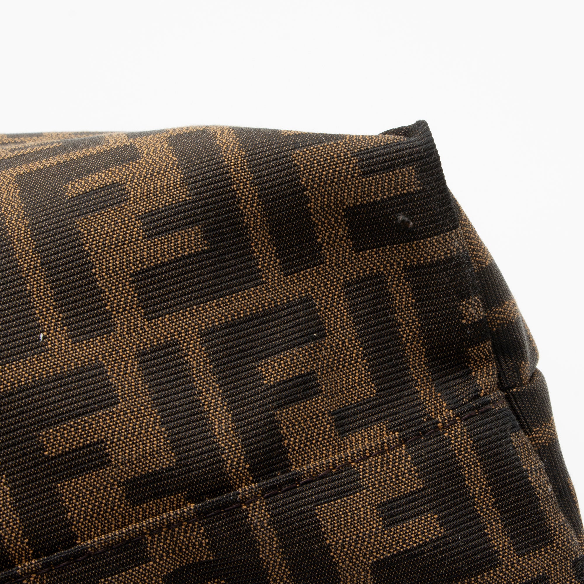 Fendi Zucca Tall Shopping Tote (SHF-LDbLnL)