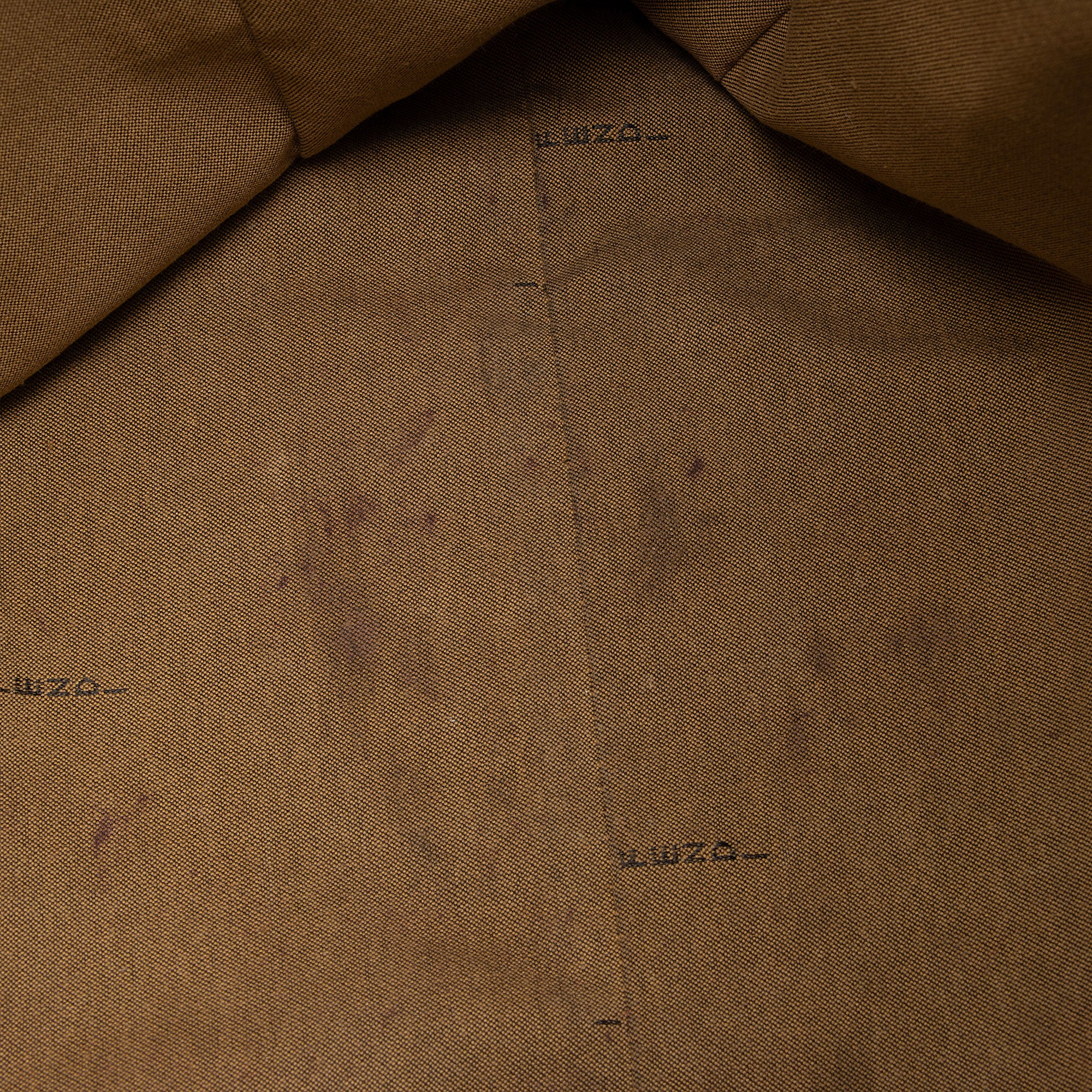 Fendi Zucca Tall Shopping Tote (SHF-LDbLnL)