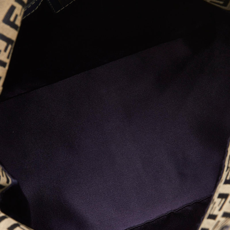 Fendi Zucchino Flap Shoulder Bag (SHG-Vcjt3I)