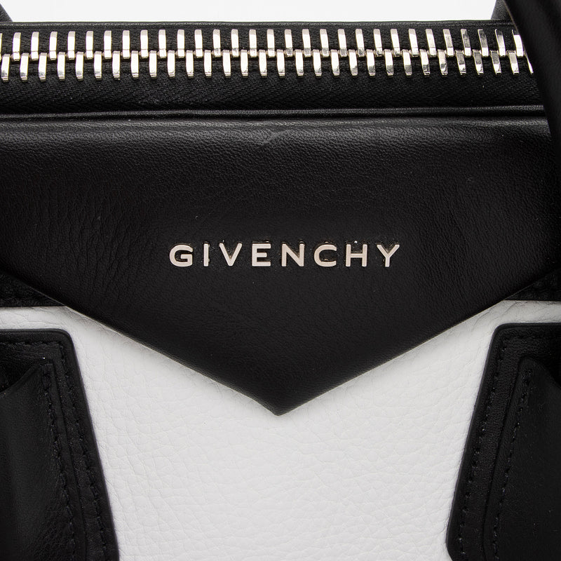Givenchy Calfskin Bi Color Studded Antigona Medium Satchel (SHF-4CmEb3)