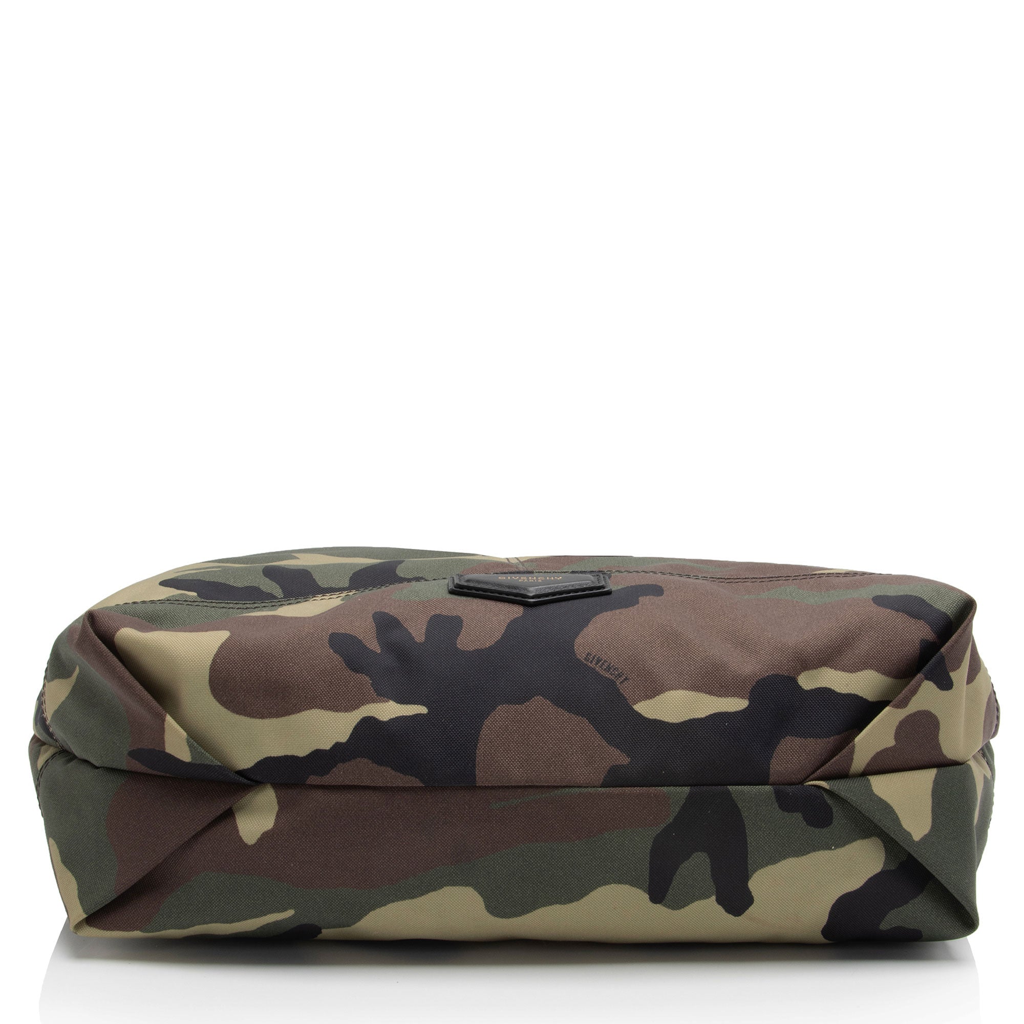Givenchy Nylon Camo Tote (SHF-qnXYVI)