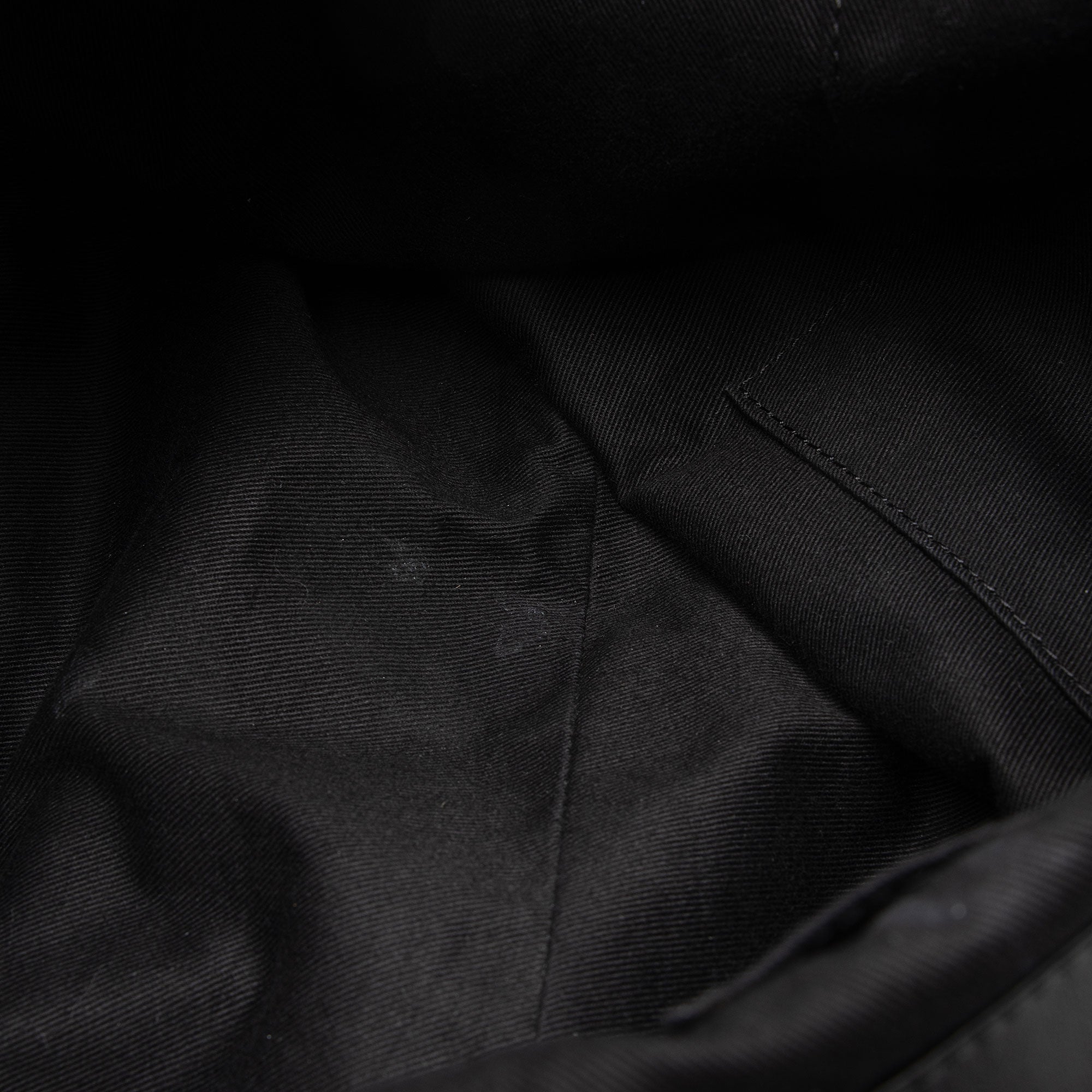 Givenchy Nylon Camo Tote (SHF-qnXYVI)