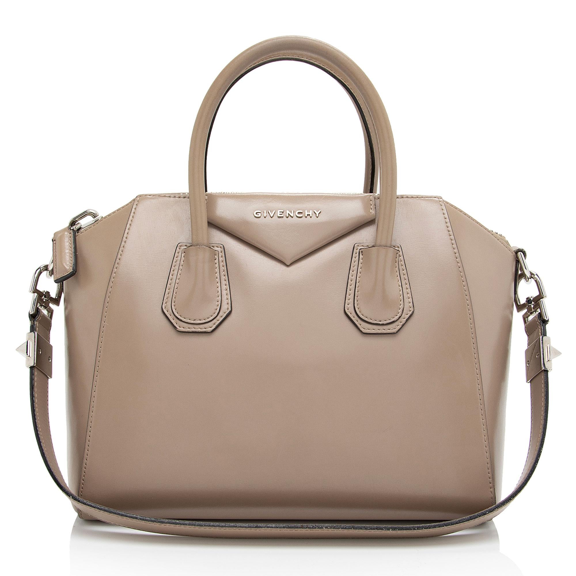Givenchy Glazed Leather Antigona Small Satchel (SHF-Tf0lMp)