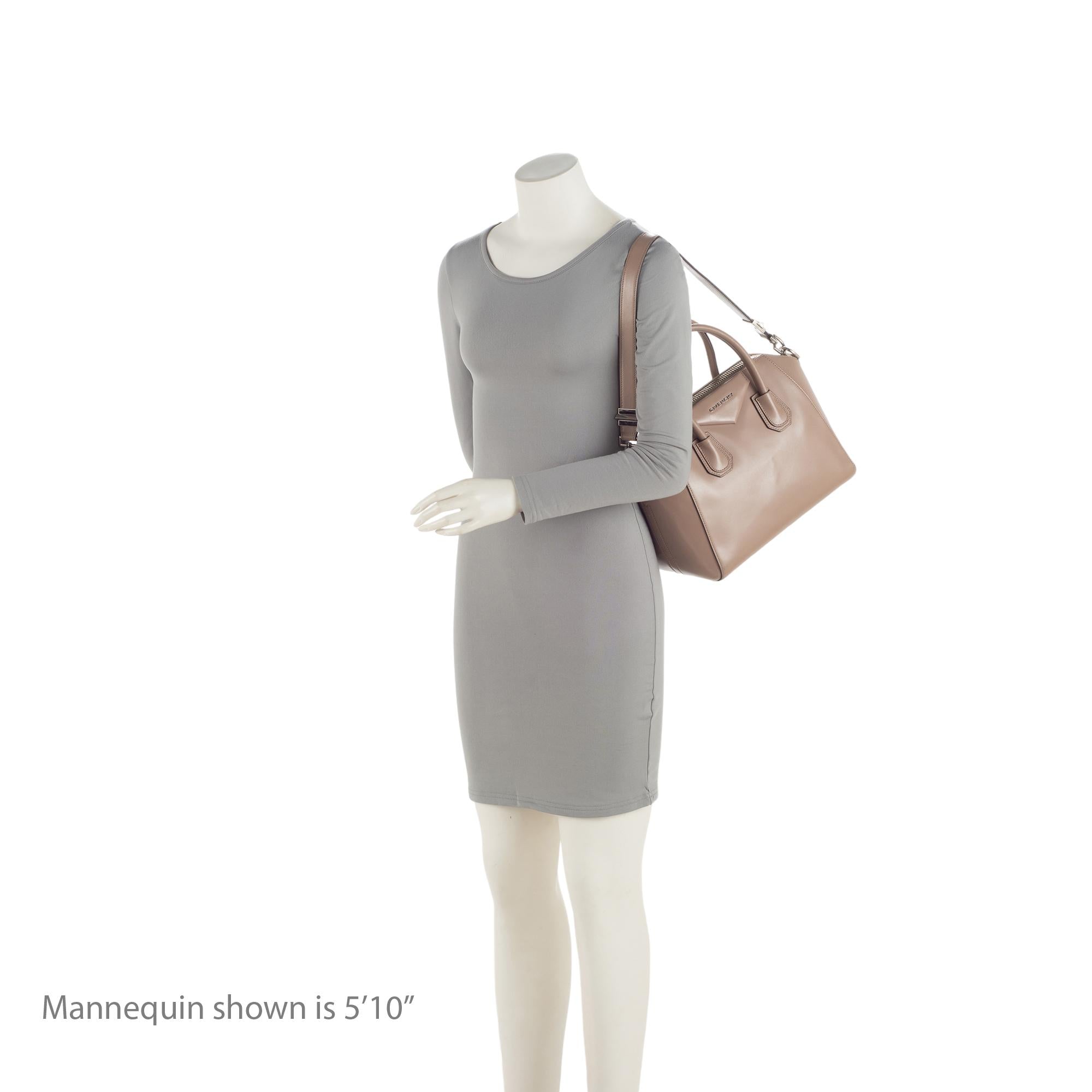 Givenchy Glazed Leather Antigona Small Satchel (SHF-Tf0lMp)