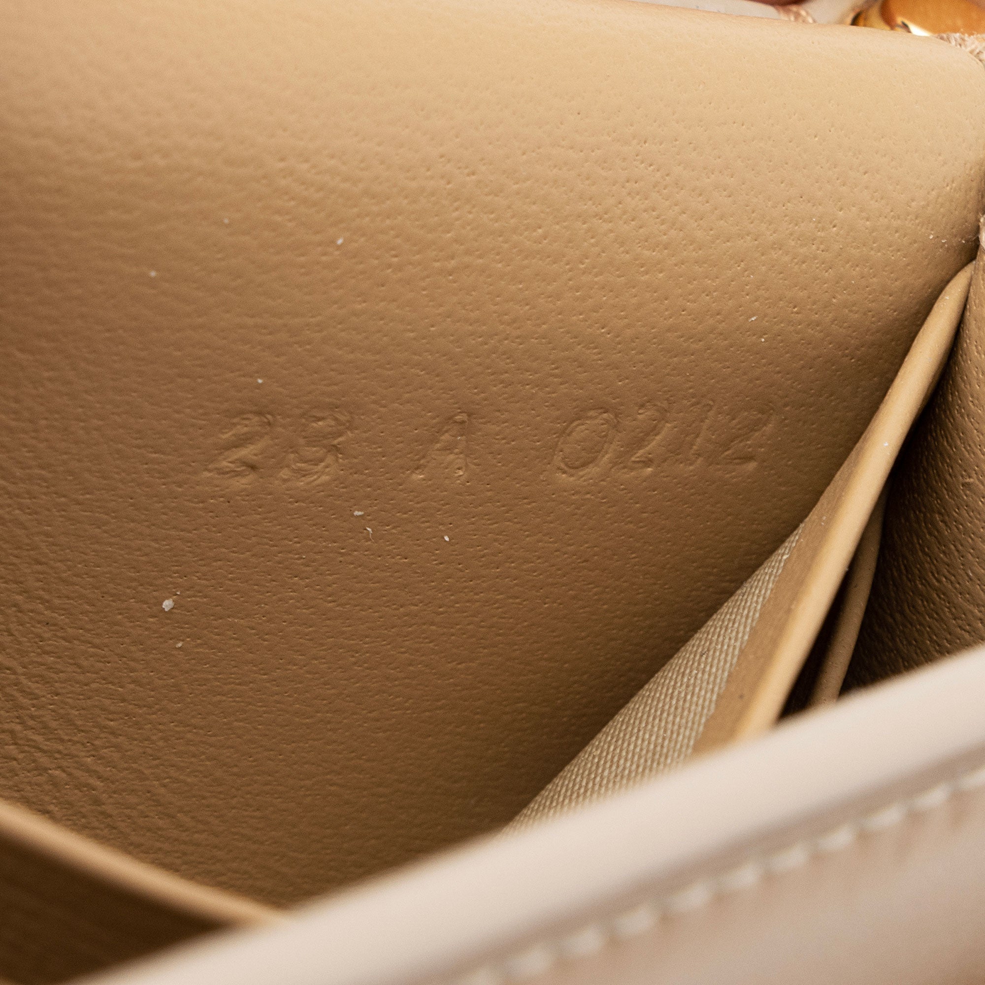 Givenchy Ombre Calfskin 4G Box Wallet on Chain Bag (SHF-RM2ag3)