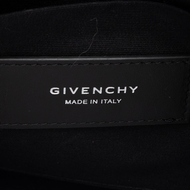 Givenchy Quilted Calfskin Antigona U Crossbody Bag (SHF-N5cAVd)