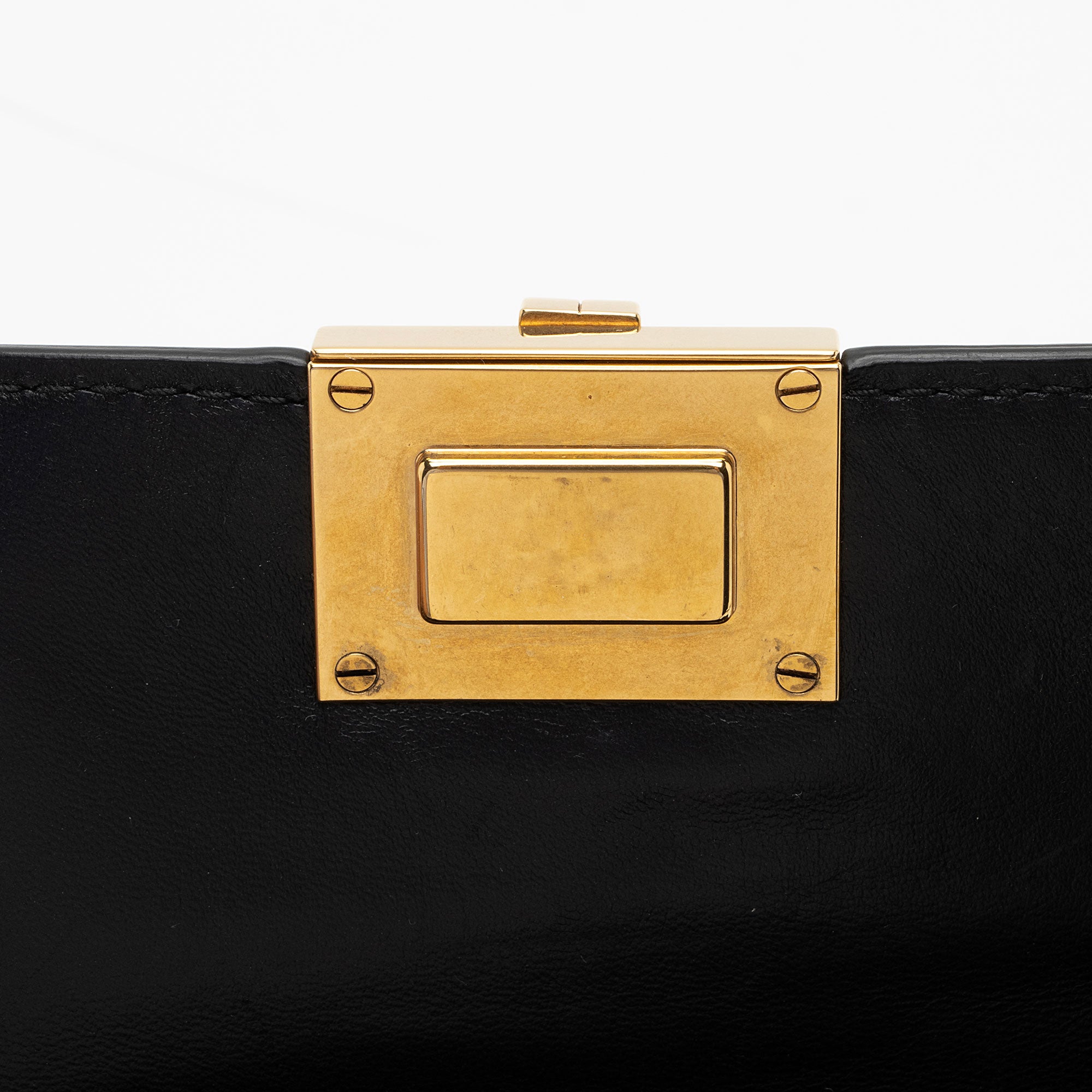 Givenchy Quilted Goatskin GV3 Pocket Mini Convertible Pouch (SHF-siLFsv)