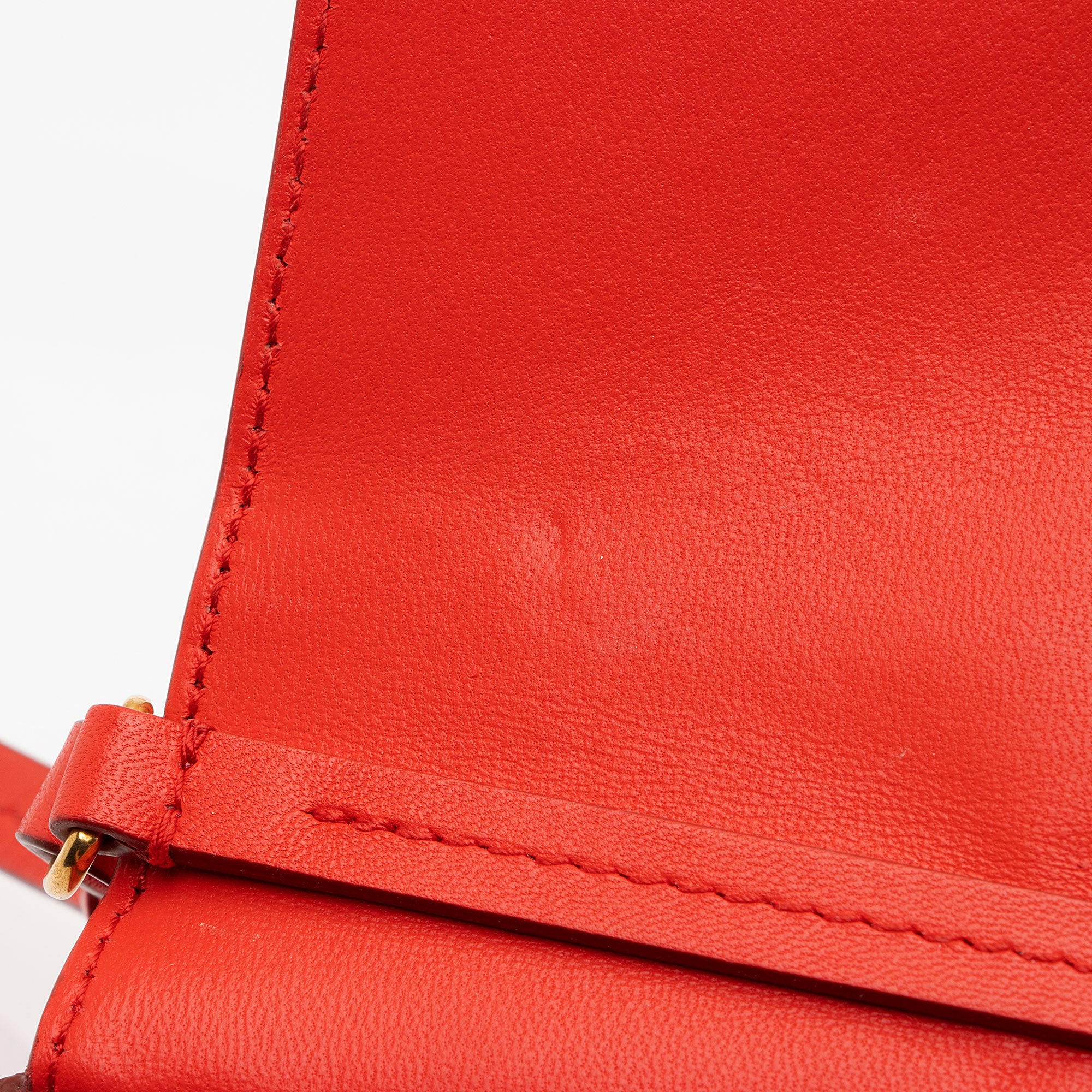 Givenchy Quilted Goatskin GV3 Pocket Mini Convertible Pouch (SHF-c5S4al)