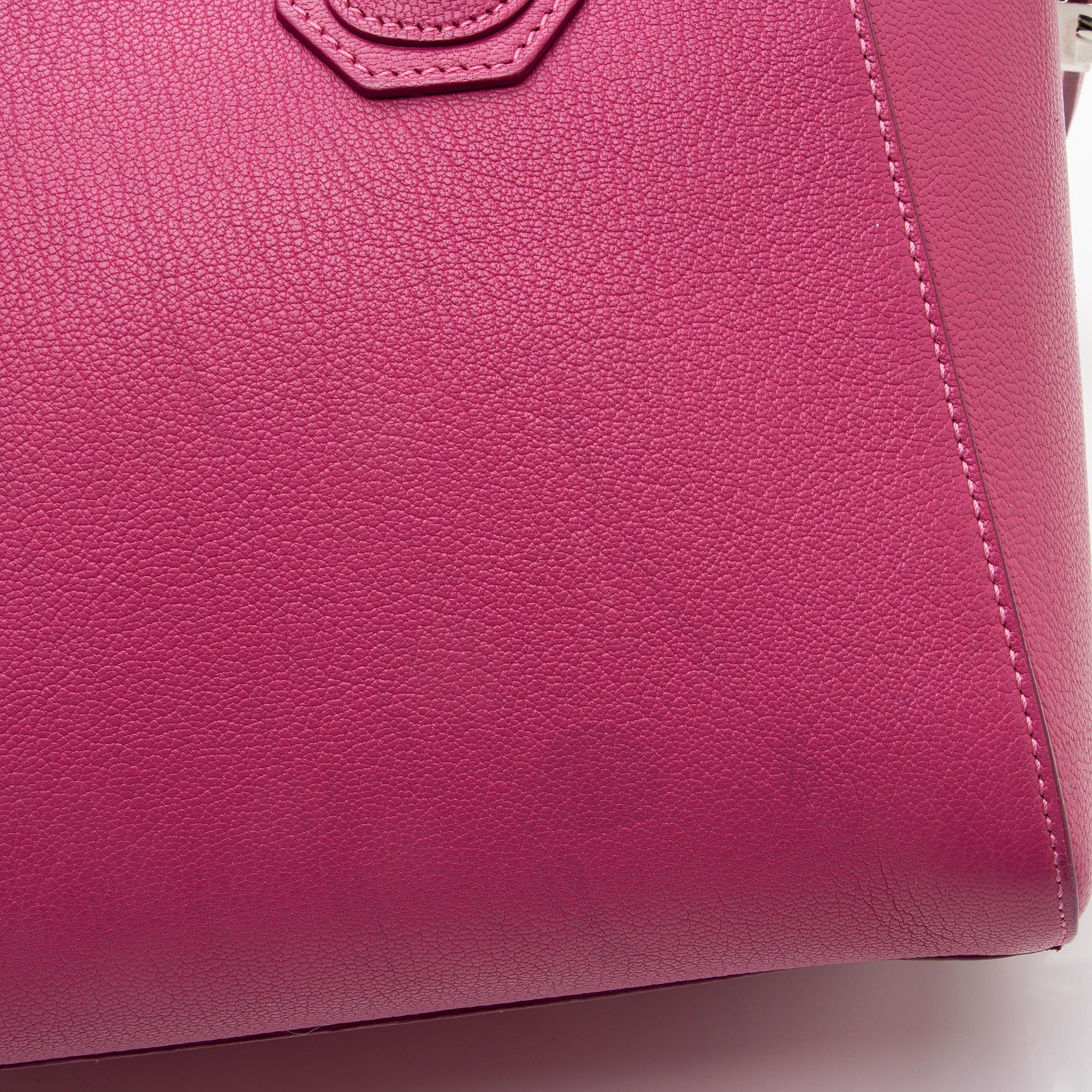 Givenchy Sugar Goatskin Antigona Small Satchel (SHF-NNic62)