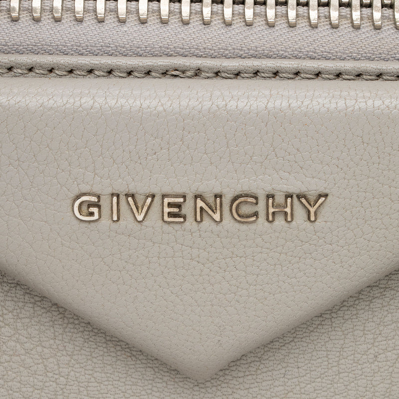 Givenchy Sugar Goatskin Antigona Small Satchel (SHF-1D34NL)