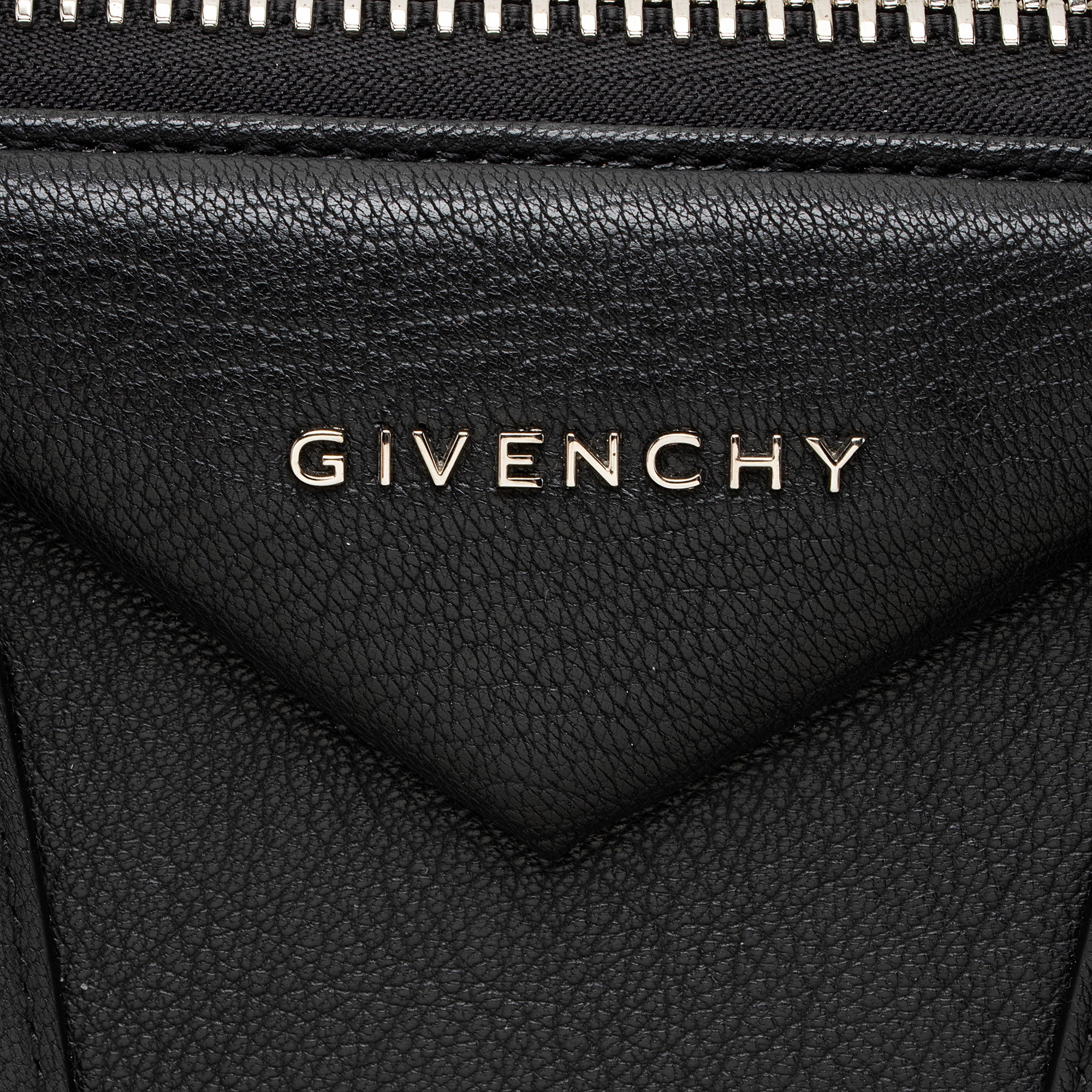 Givenchy Sugar Goatskin Antigona Small Satchel