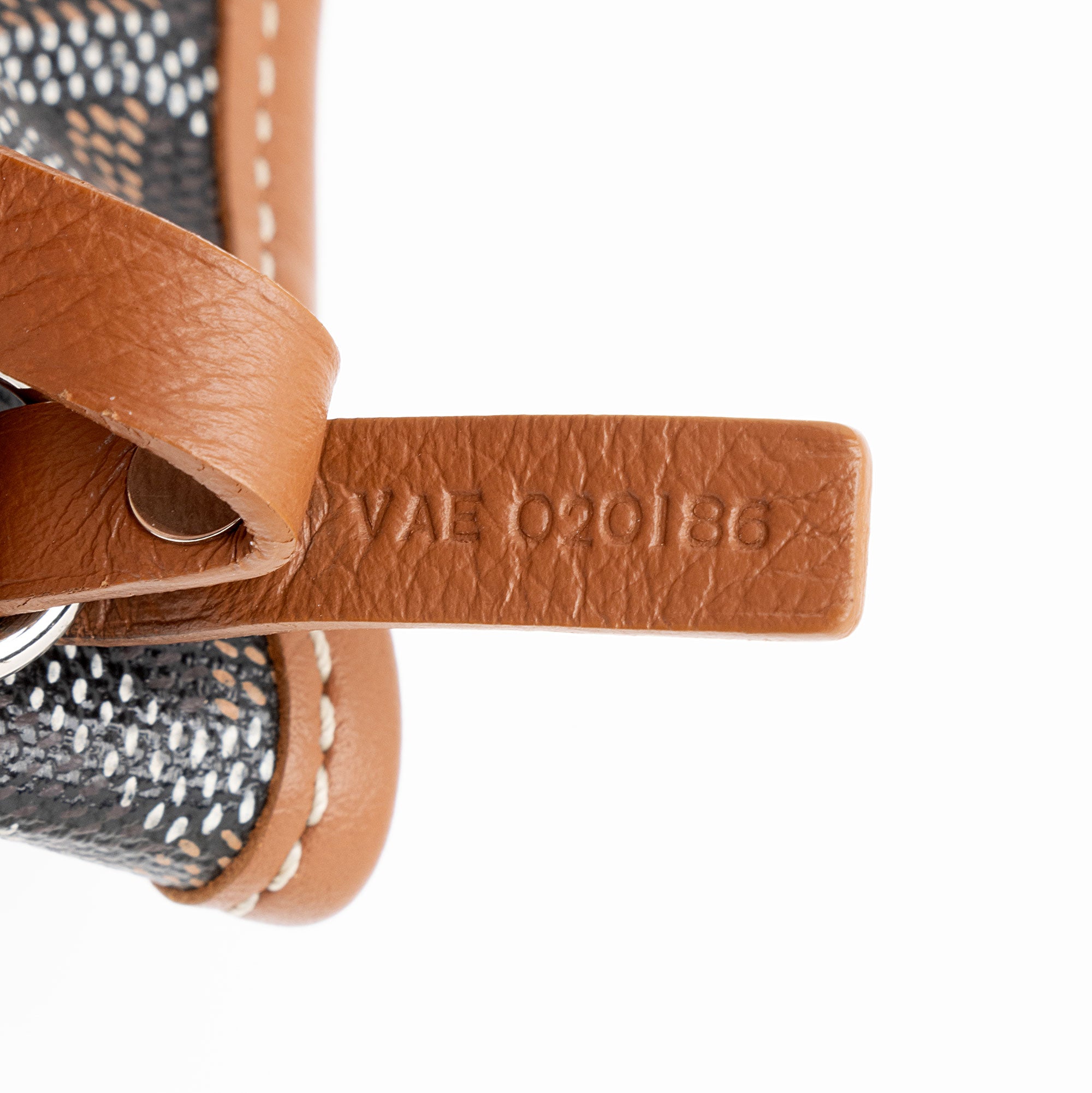 Goyard Goyardine Canvas St. Louis GM Tote (SHF-eZBZTk)