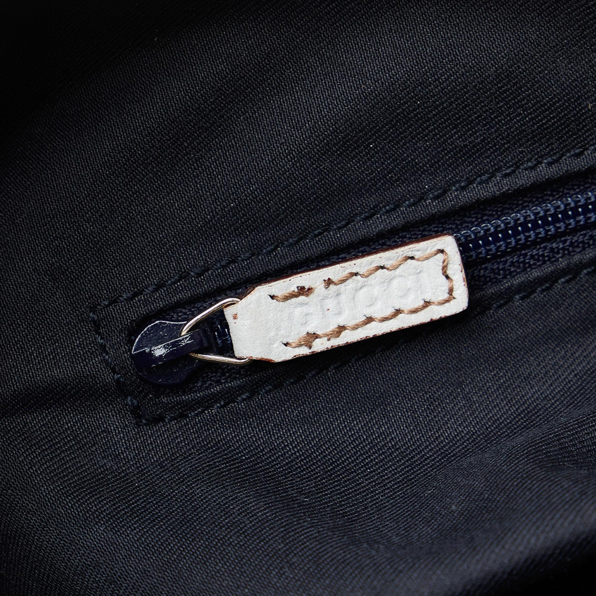 Gucci Abbey D-Ring Shoulder Bag (SHG-YvTHgU)