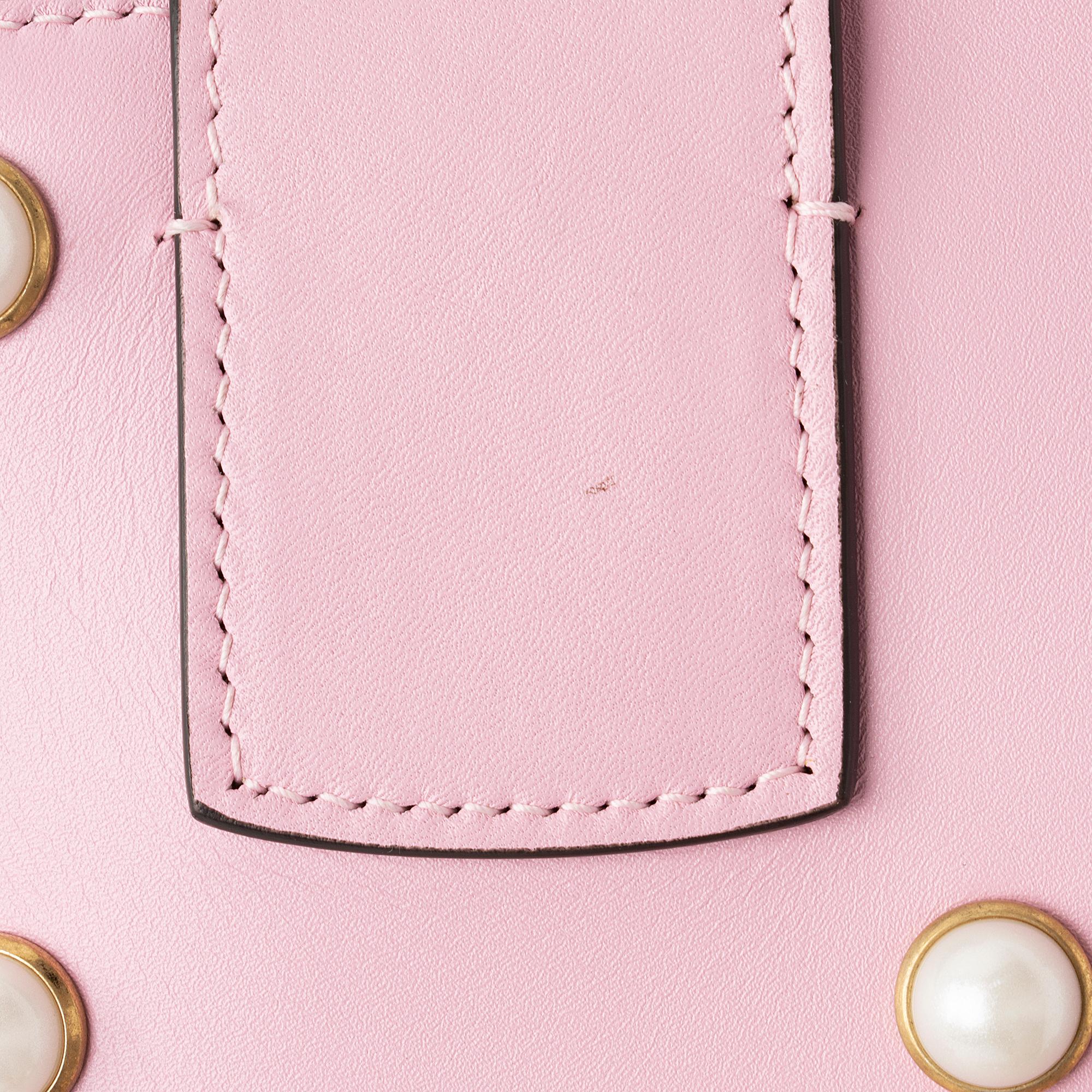 Gucci Calfskin Pearl Bee Broadway Mini Shoulder Bag (SHF-23779)