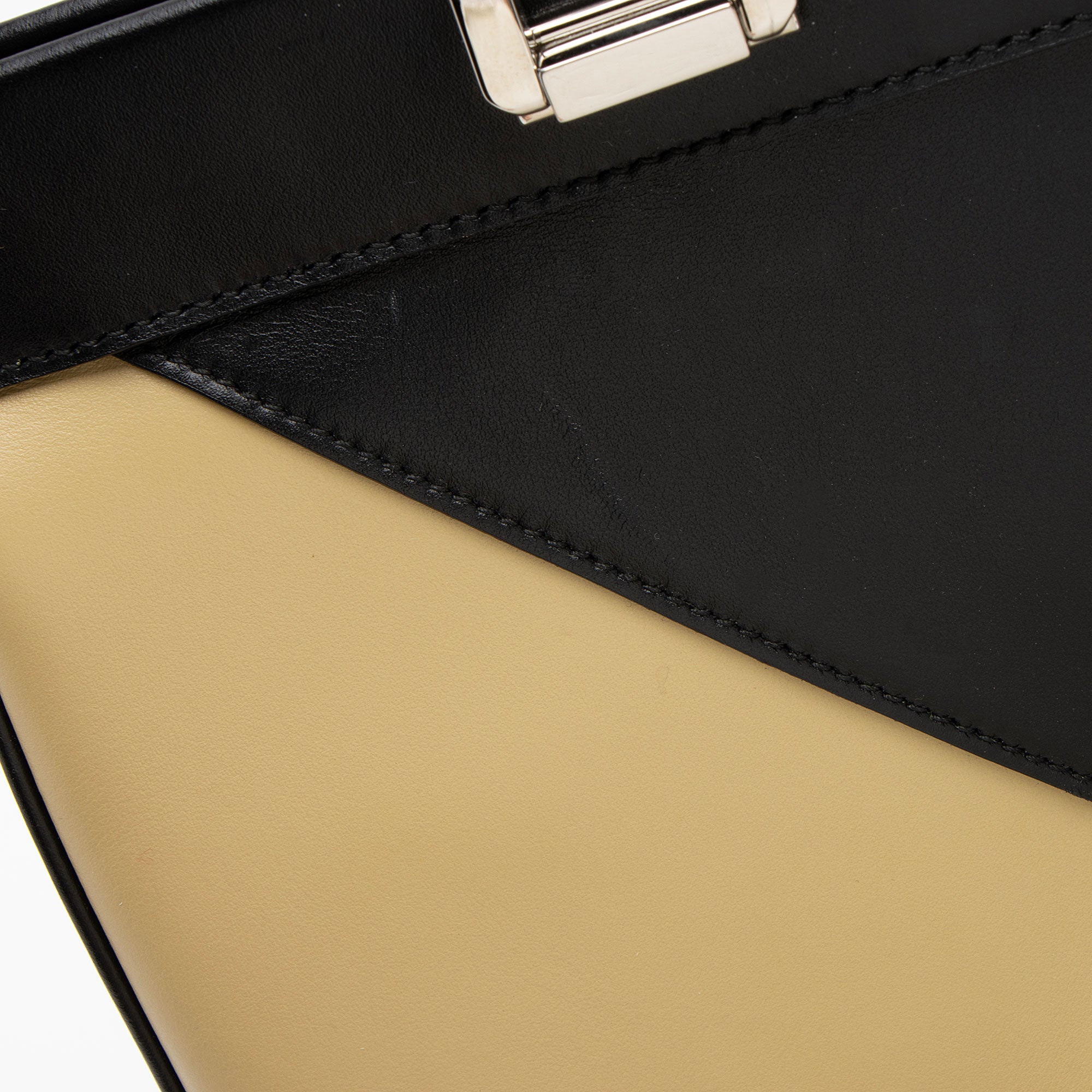 Gucci Calfskin Zumi Medium Tote (SHF-FajH8a)