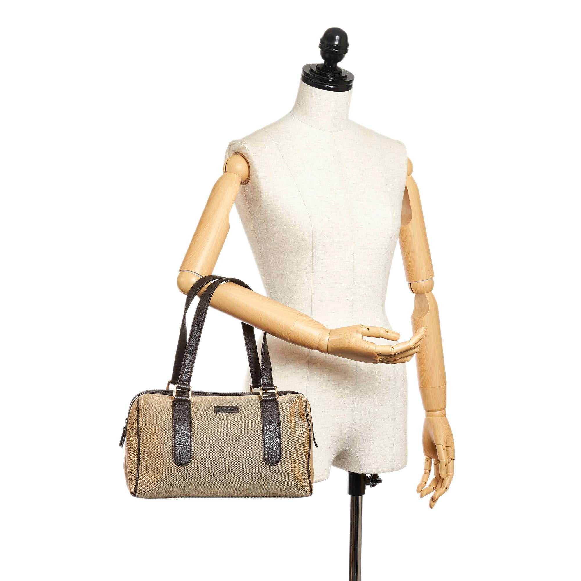 Gucci Canvas Handbag (SHG-32780)