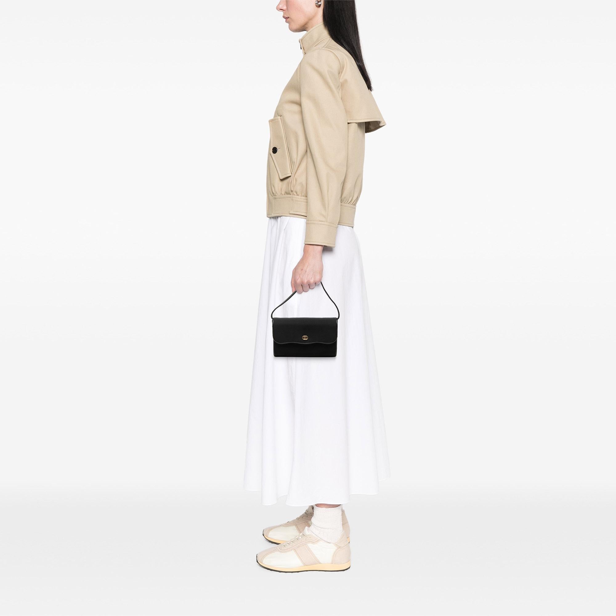 Gucci Canvas Interlocking G Chain Shoulder Bag
