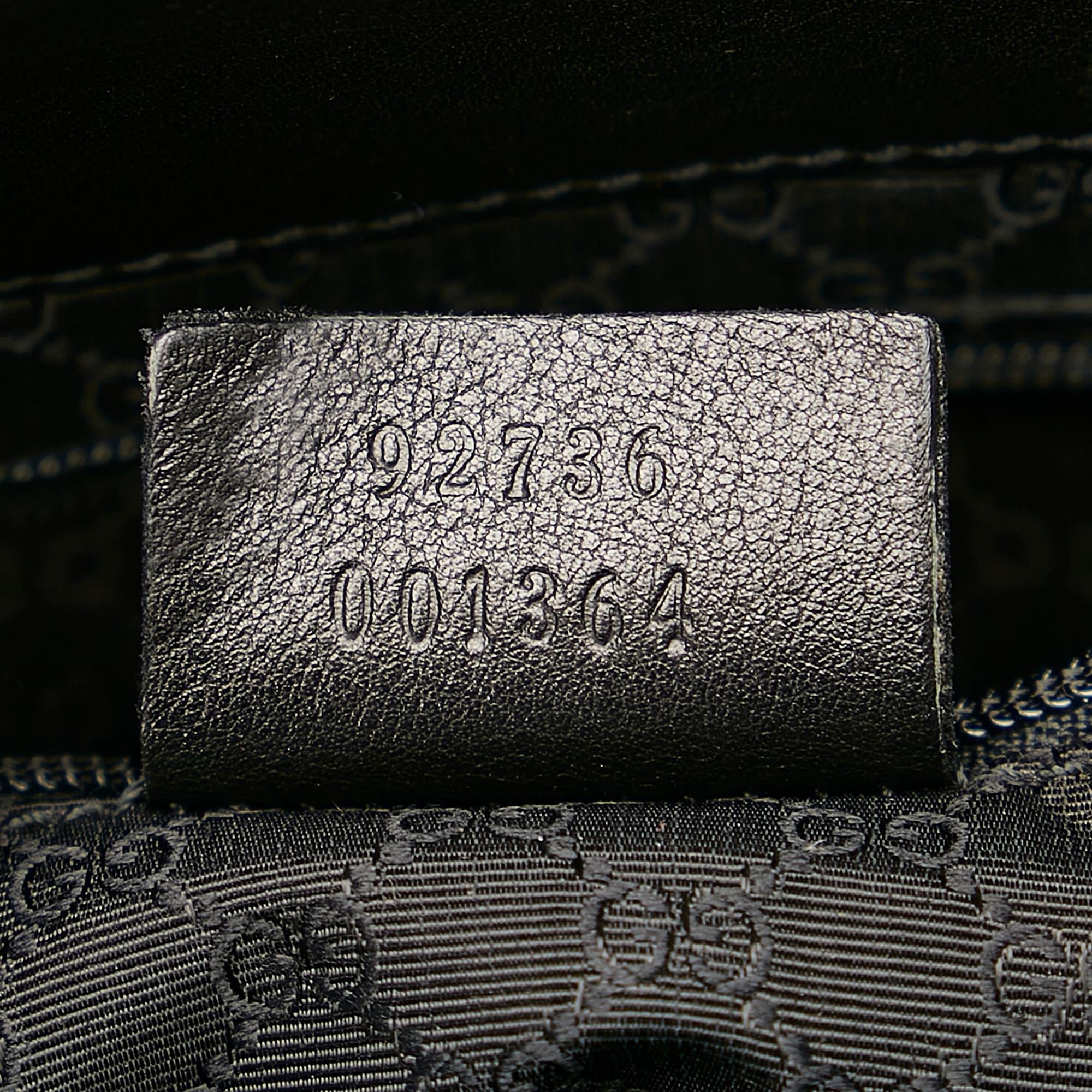 Gucci Canvas Shoulder Bag (SHG-31646)