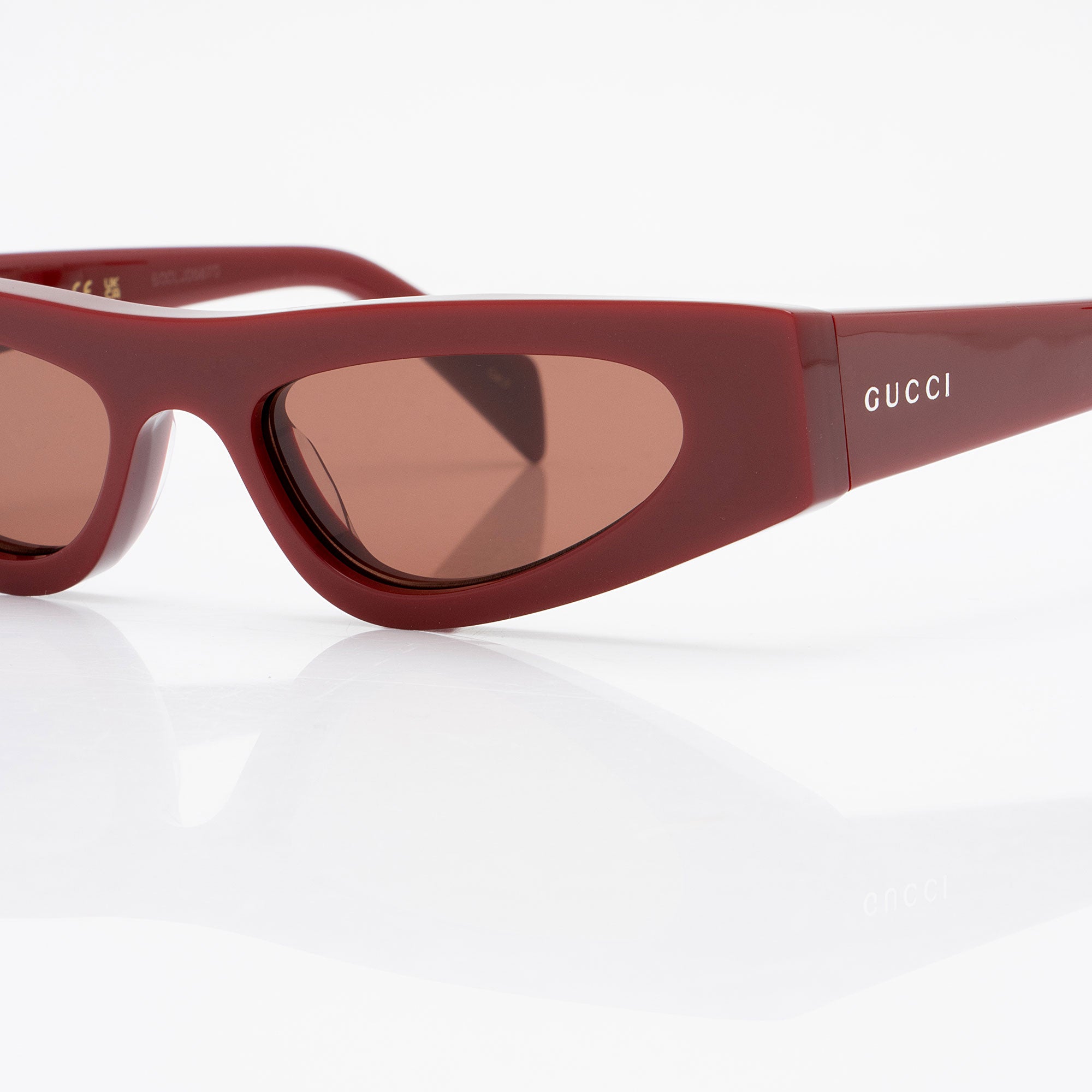 Gucci Sleek Cat Eye Sunglasses