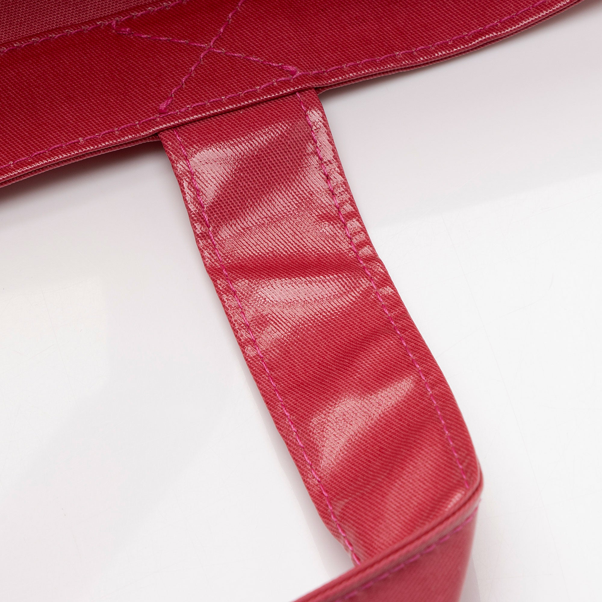 Gucci Coated Canvas Logo Tote (SHF-M9vzpS)