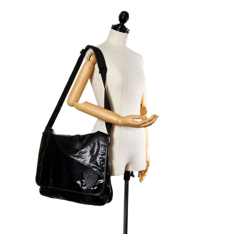Gucci Crest Coated Canvas Crossbody Bag (SHG-31753)