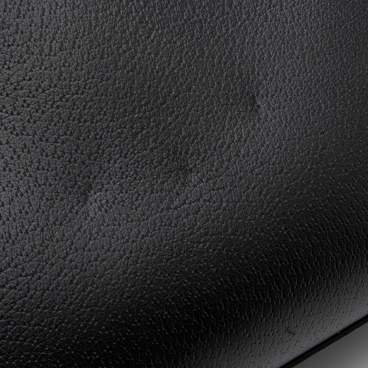 Gucci Cuir Leather Diana Medium Tote