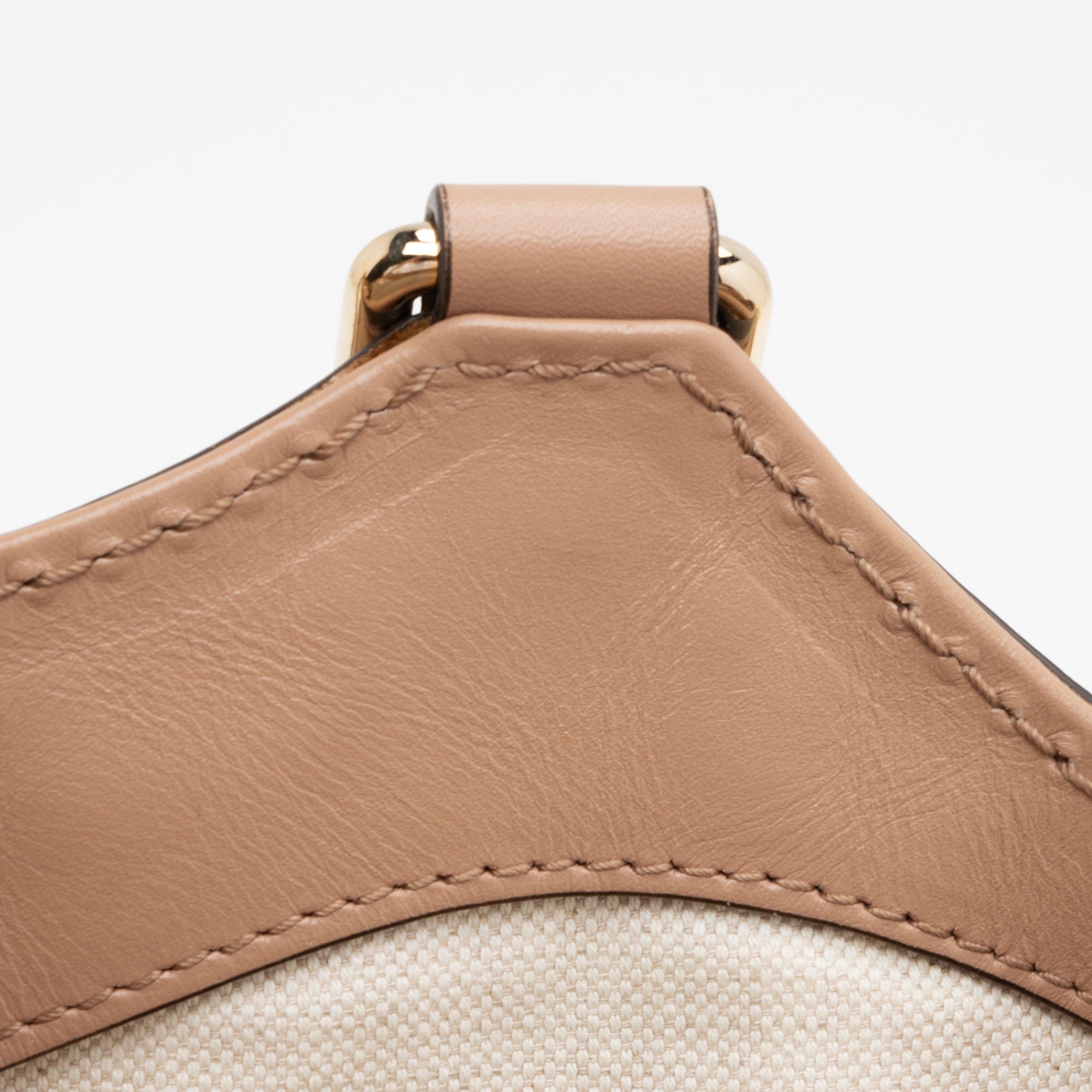 Gucci Diamante Canvas Sukey Medium Tote (SHF-XTmENi)