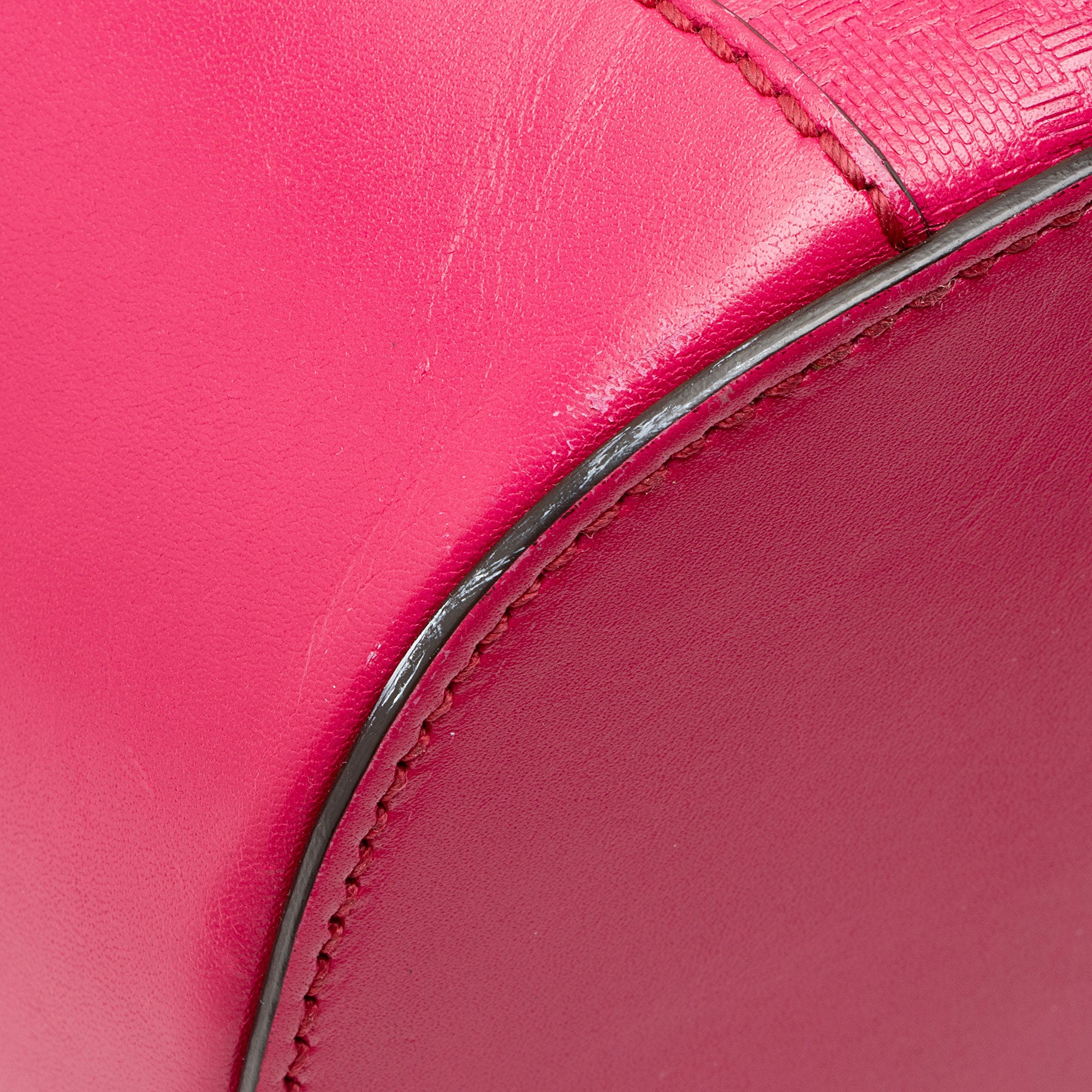 Gucci Diamante Leather Bright Bucket Bag