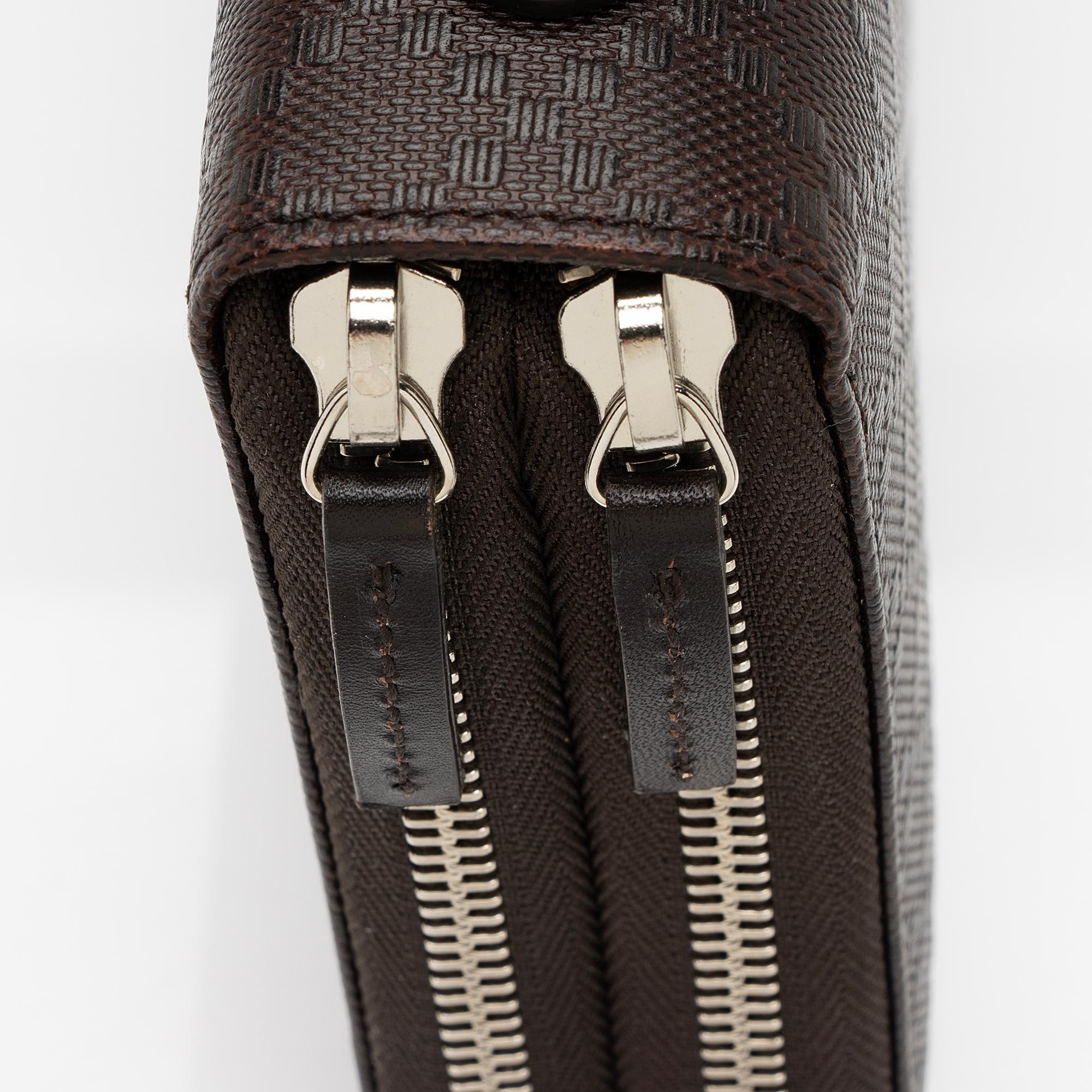 Gucci Diamante Leather Travel Document Case (SHF-pGklZA)