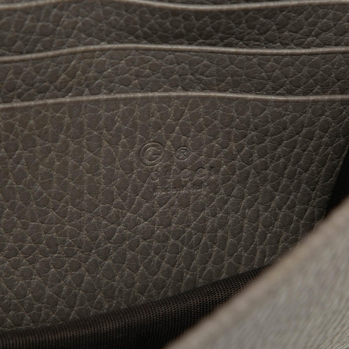 Gucci Dollar Calfskin Interlocking G Wallet on Chain