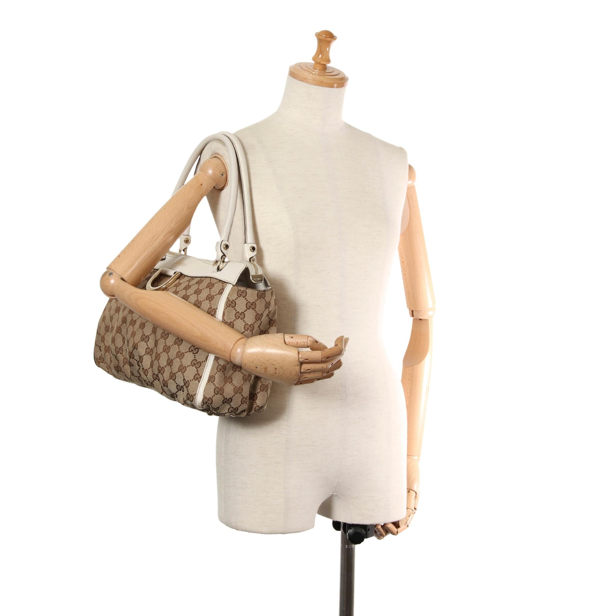 Gucci GG Abbey-D Ring Canvas Tote Bag (SHG-32124)