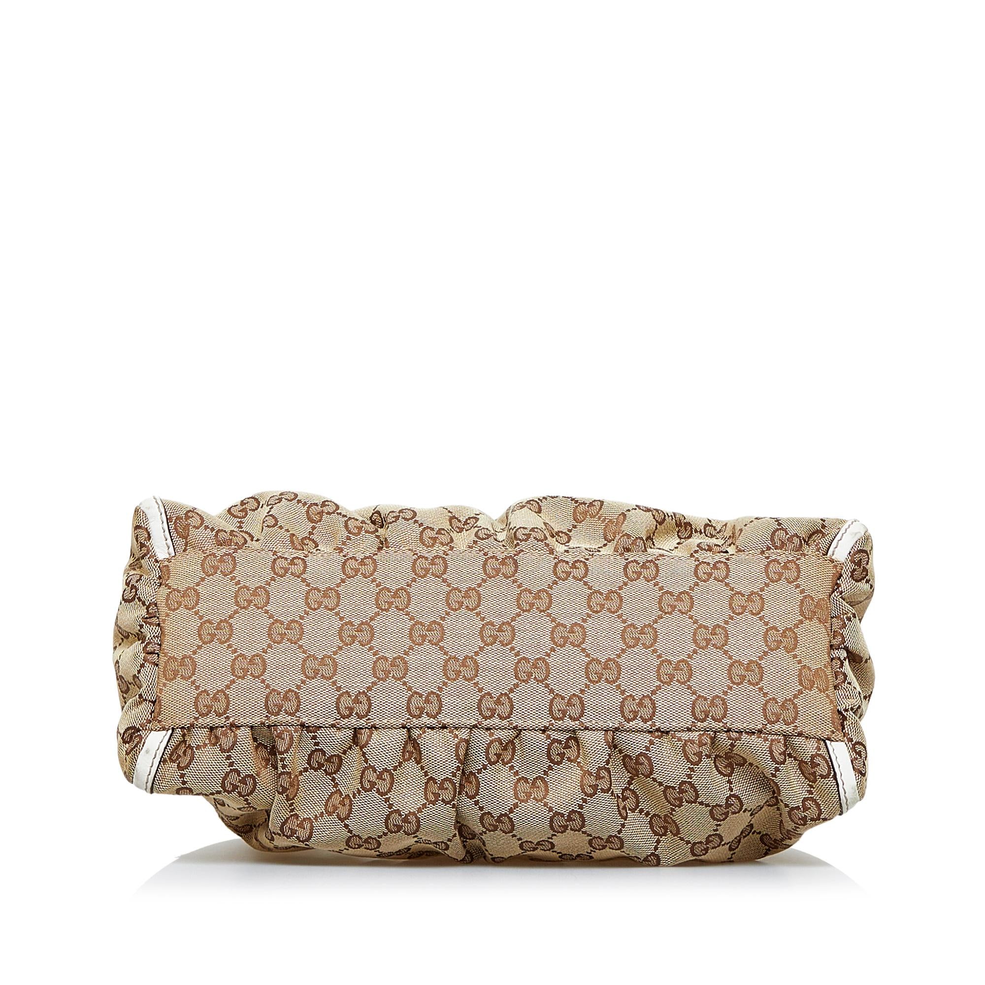 Gucci GG Canvas Abbey D-Ring Shoulder Bag (SHG-rFztis)