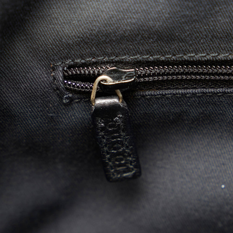 Gucci GG Canvas Abbey D-Ring Tote Bag (SHG-32122)