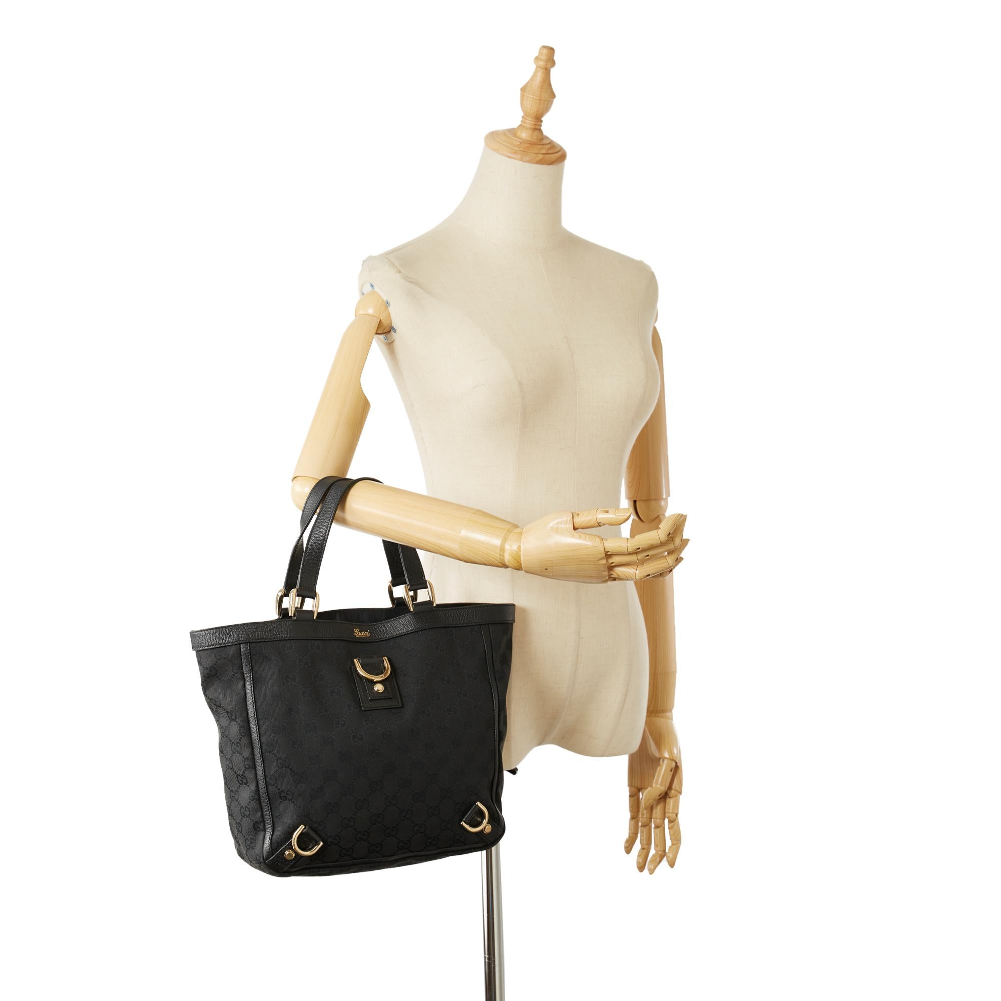 Gucci GG Canvas Abbey D-Ring Tote Bag (SHG-32122)