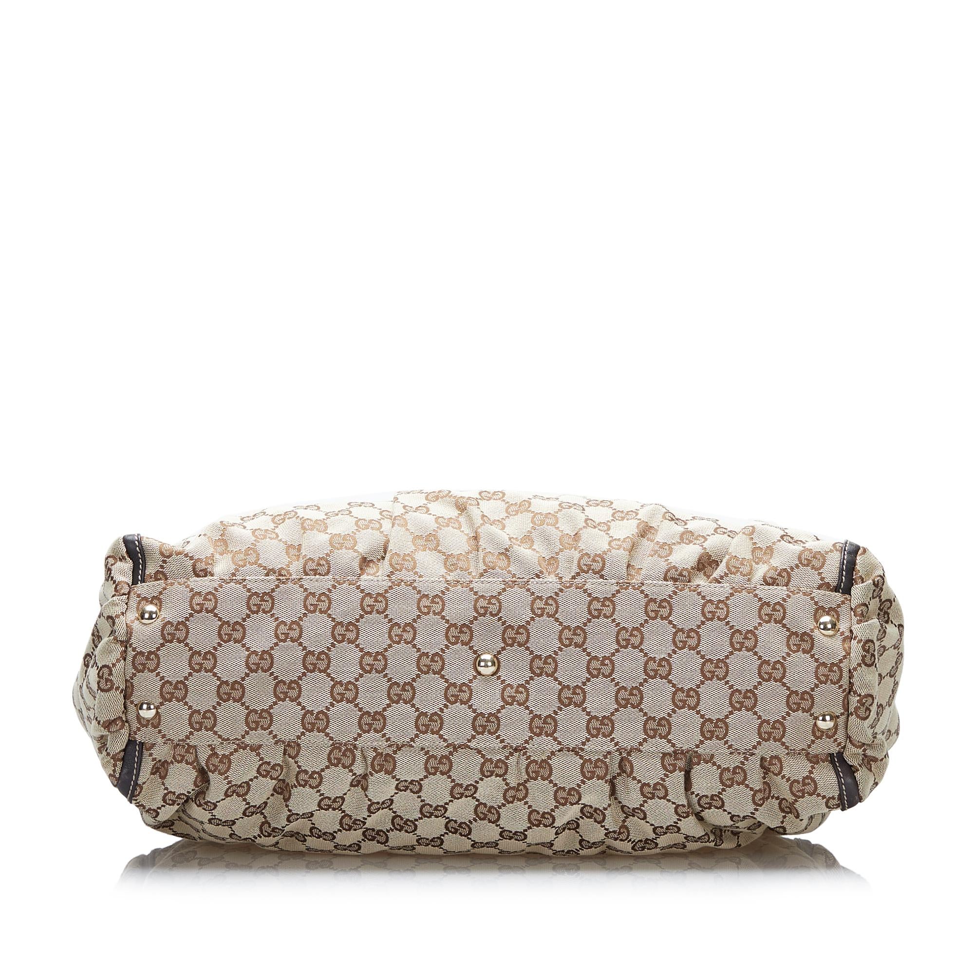 Gucci GG Canvas Abbey D-Ring Tote (SHG-yzfmkJ)