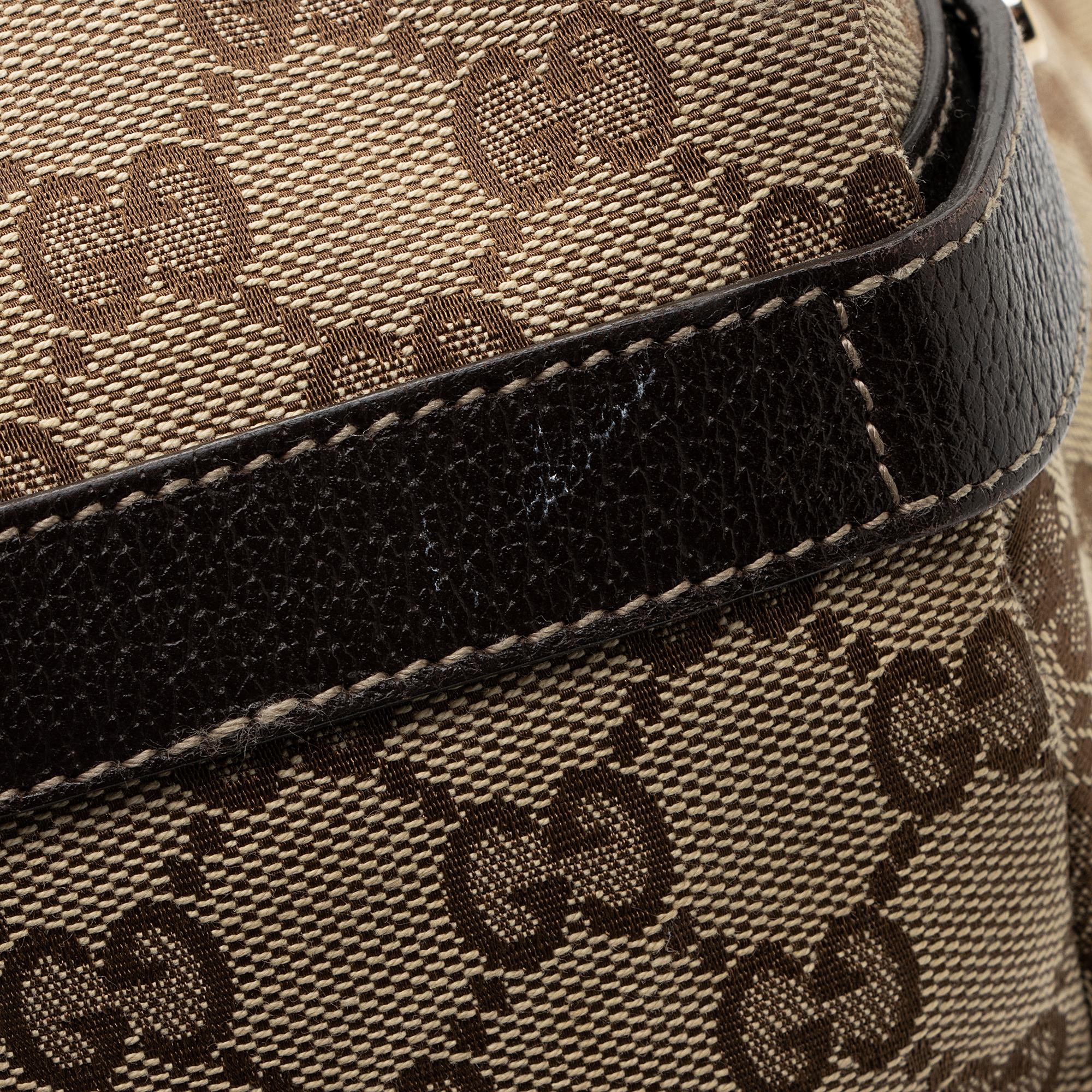 Gucci GG Canvas Abbey Medium Shoulder Bag (SHF-FVPq0K)