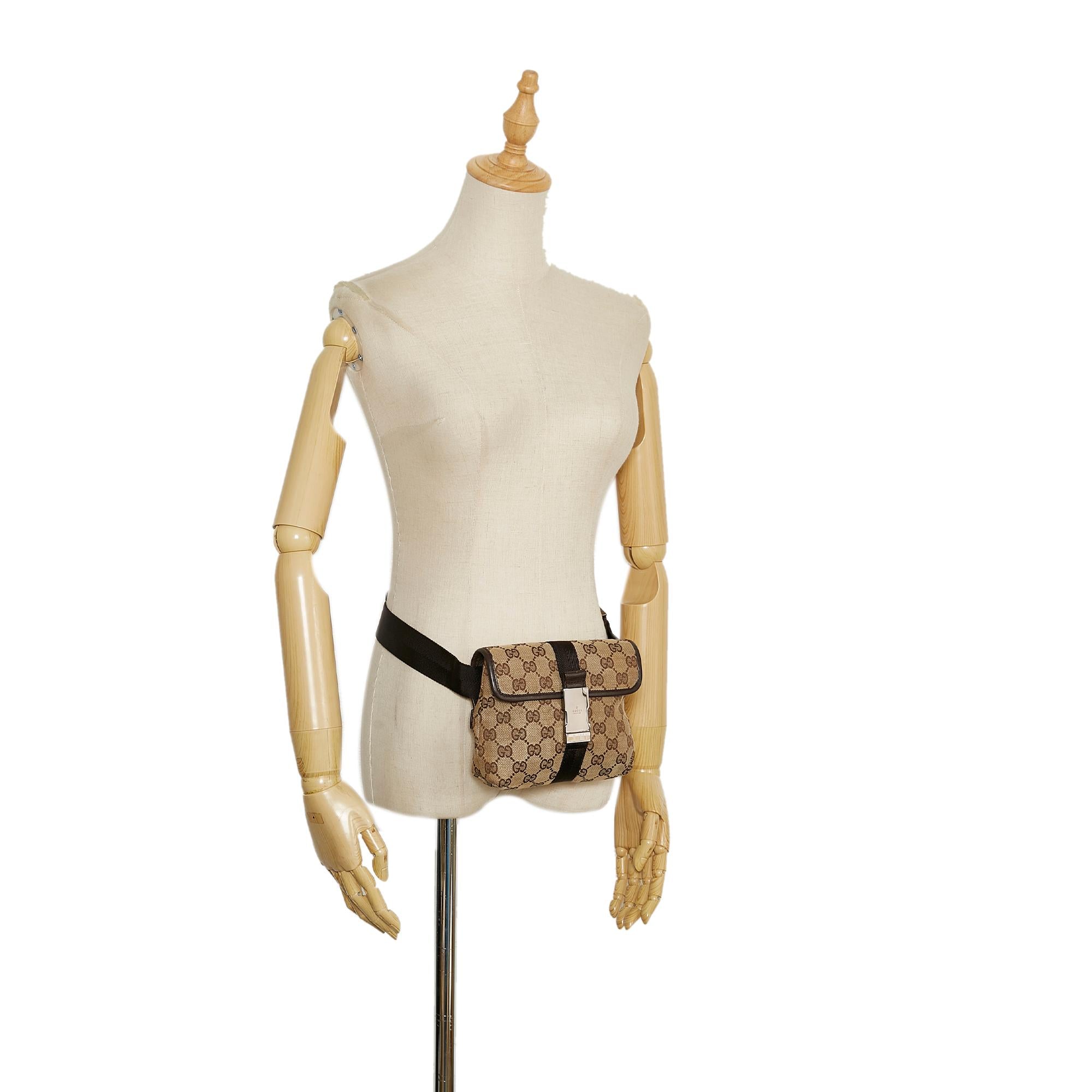 Gucci GG Canvas Belt Bag (SHG-IG0osS)