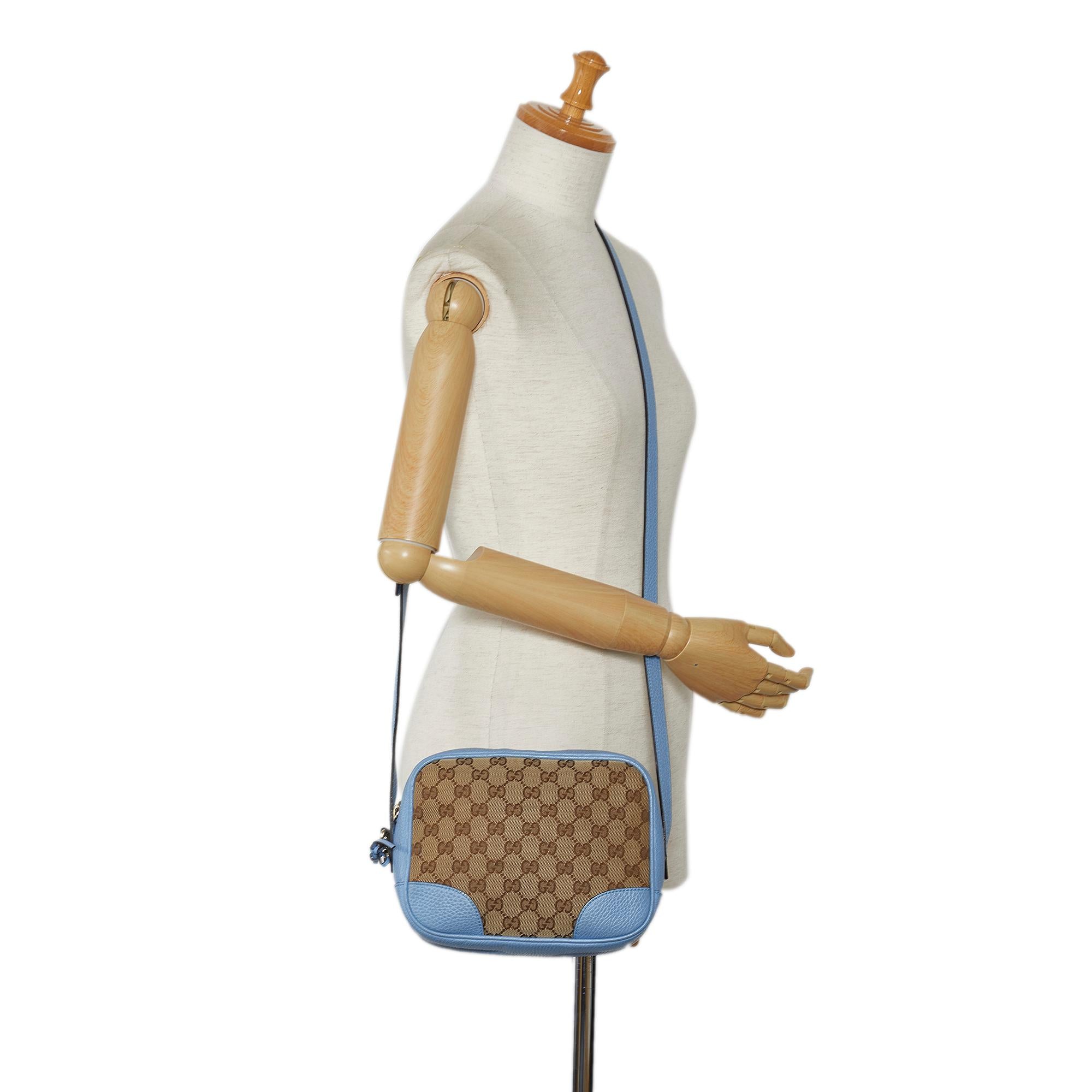 Gucci GG Canvas Bree Crossbody Bag (SHG-hyTvVP)