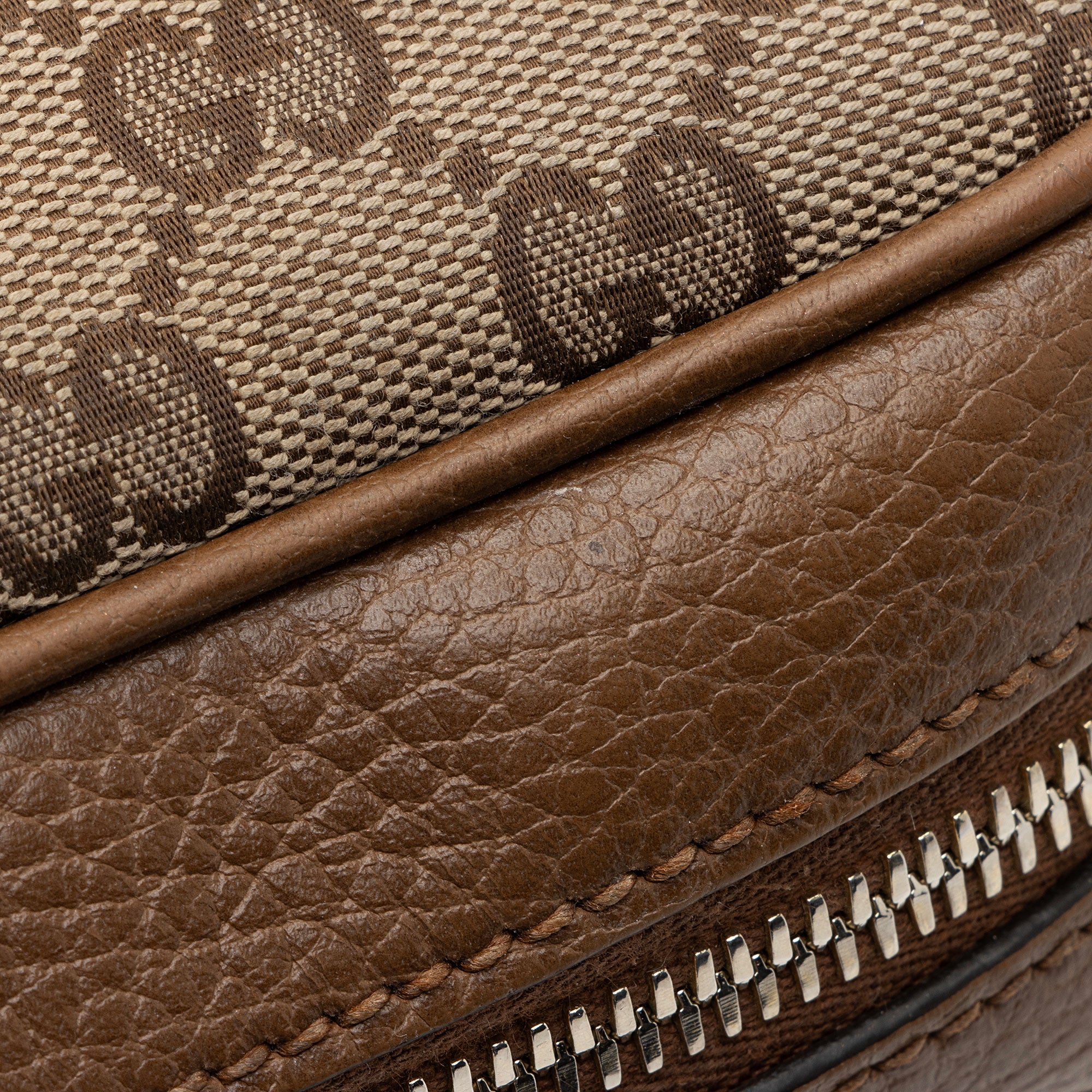 Gucci GG Canvas Bree Mini Messenger Bag (SHF-bpKZHI)