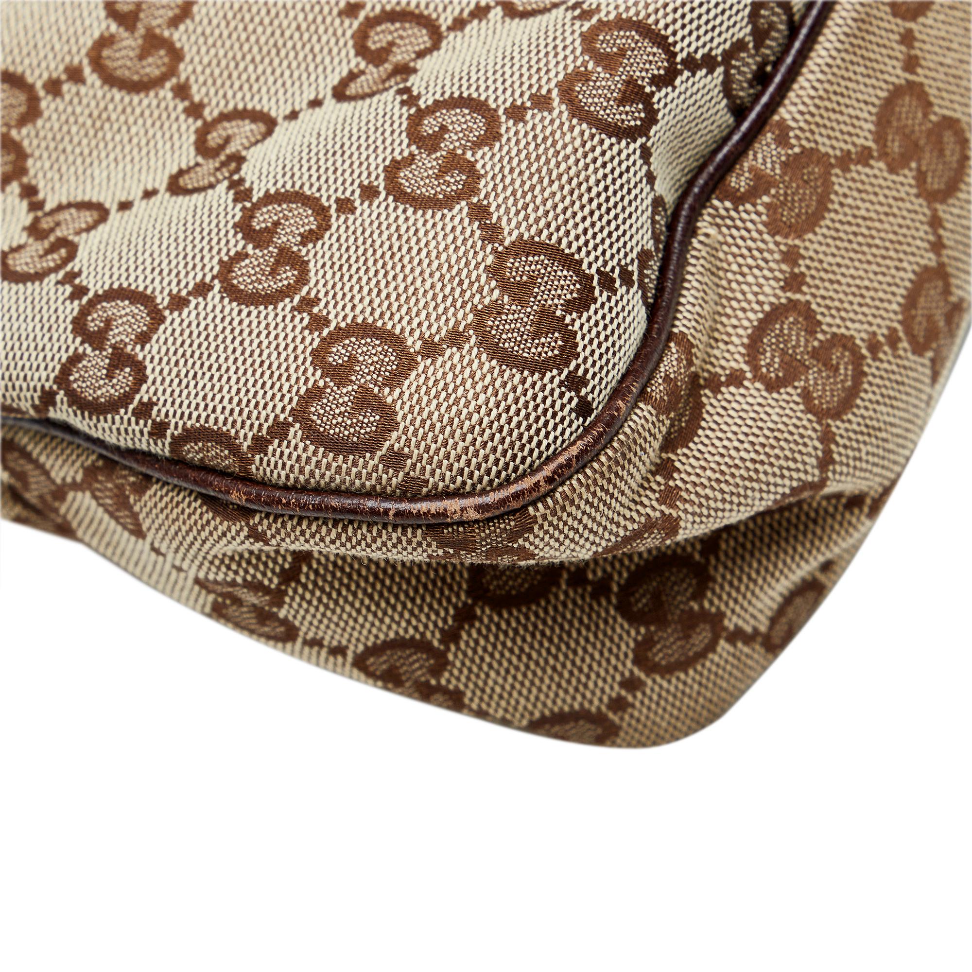 Gucci GG Canvas Charmy Shoulder Bag (SHG-GeAMUI)