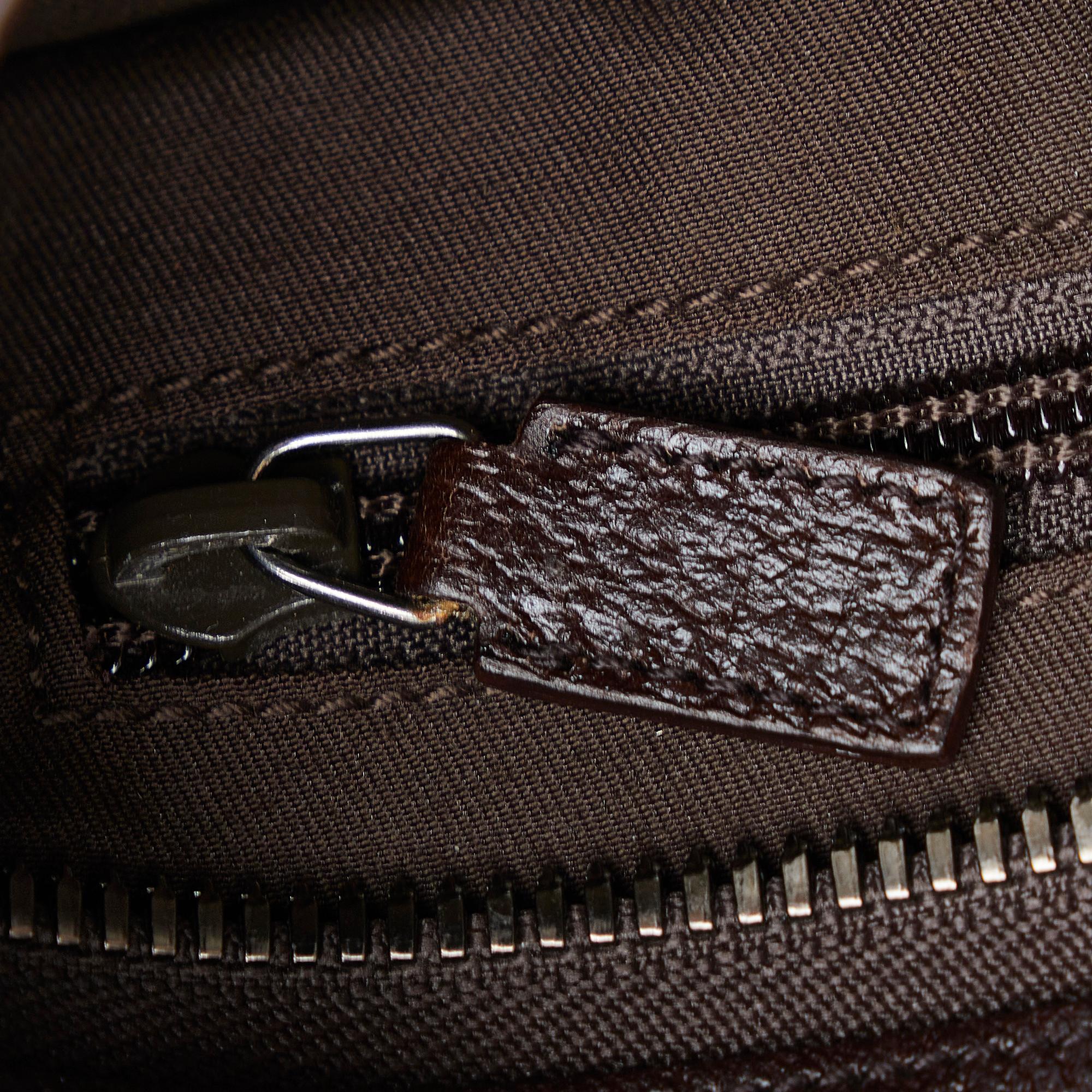 Gucci GG Canvas Crossbody Bag (SHG-AAZBQc)