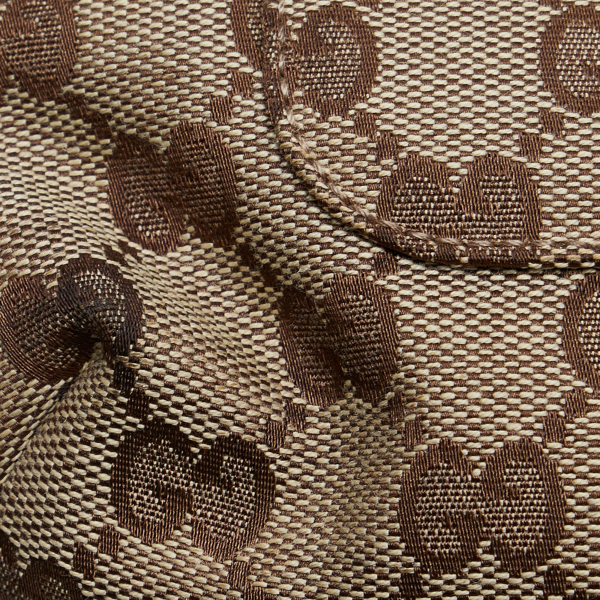 Gucci GG Canvas Crossbody Bag (SHG-AAZBQc)