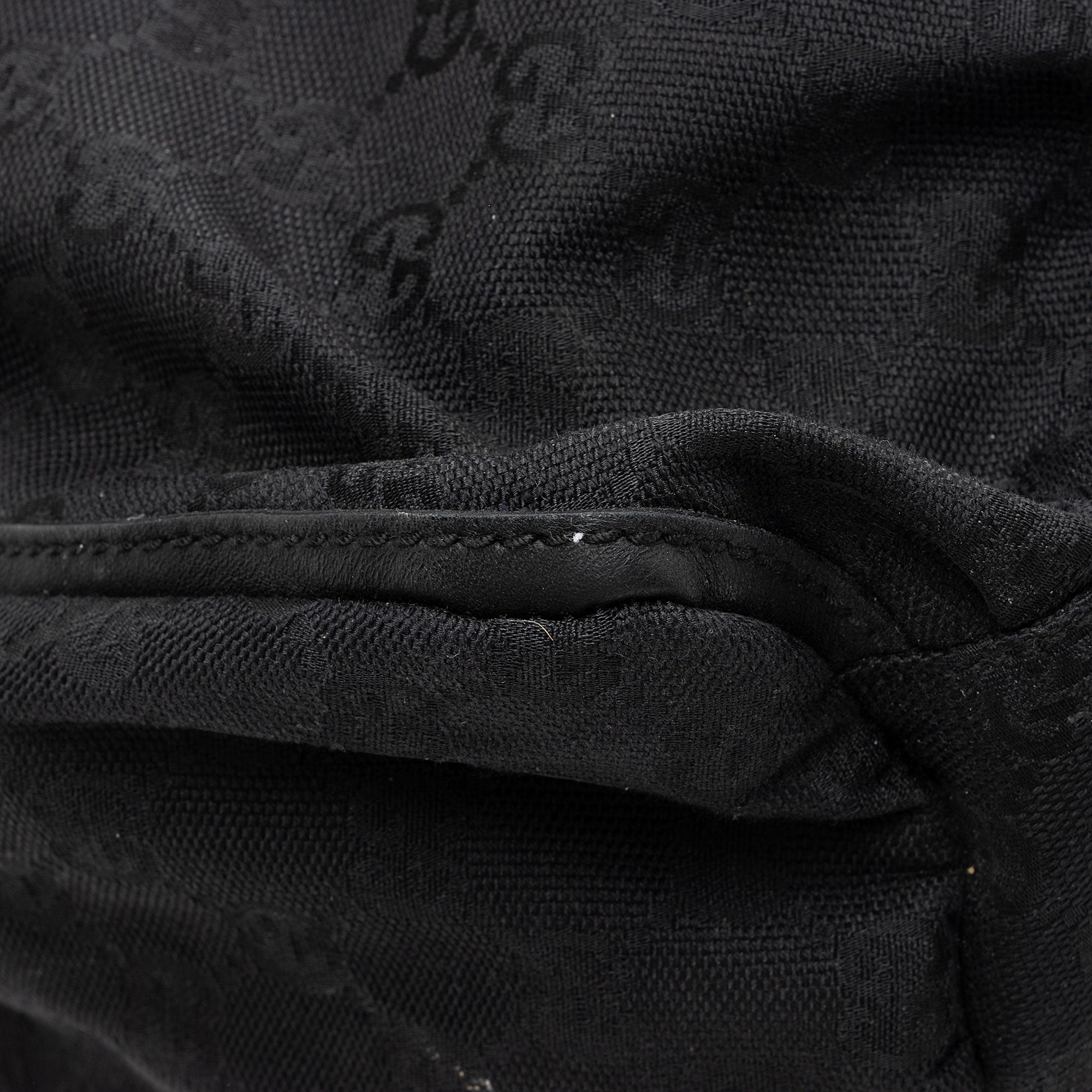 Gucci GG Canvas D Ring Medium Hobo