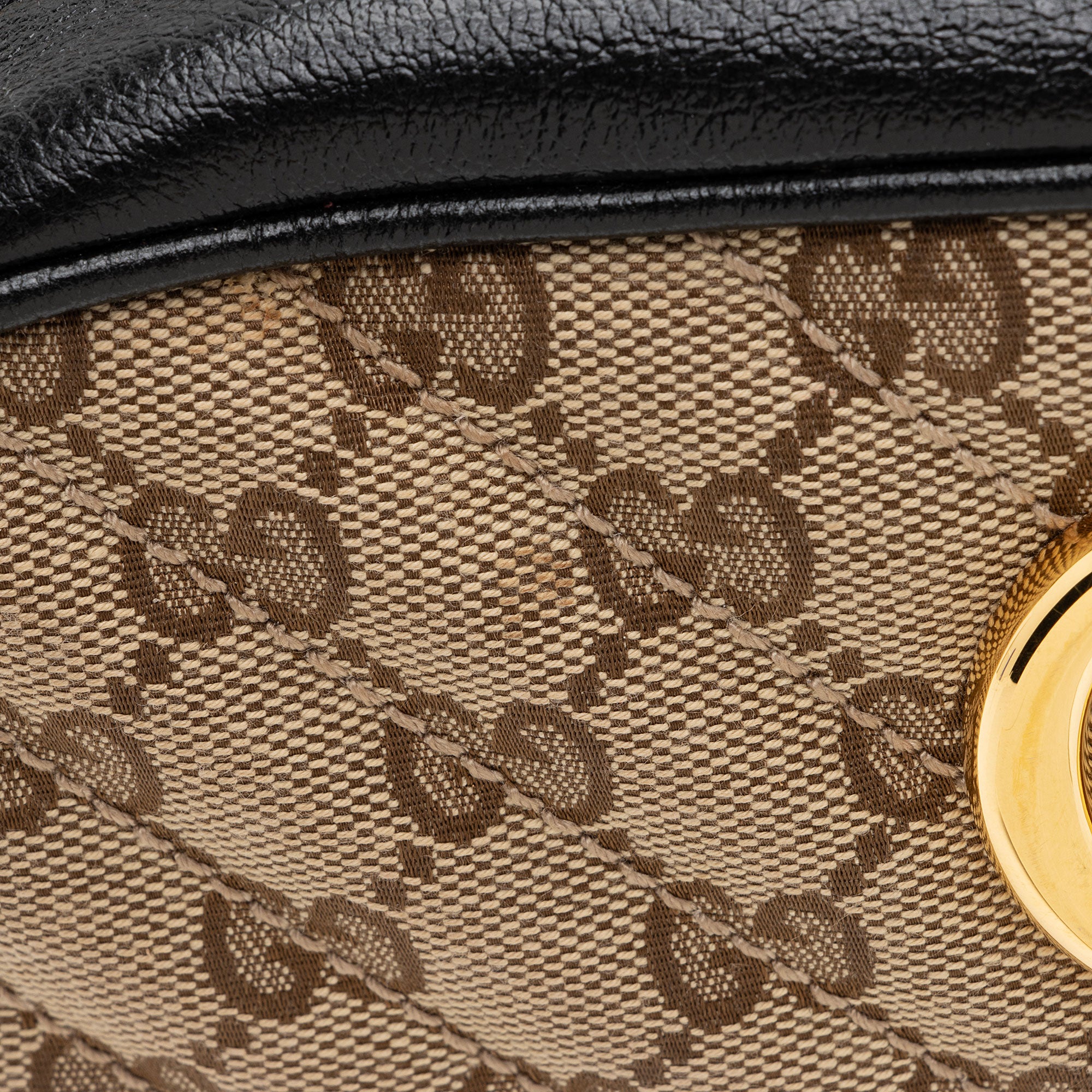 Gucci GG Canvas GG Marmont Small Shoulder Bag (SHF-JQX8ke)