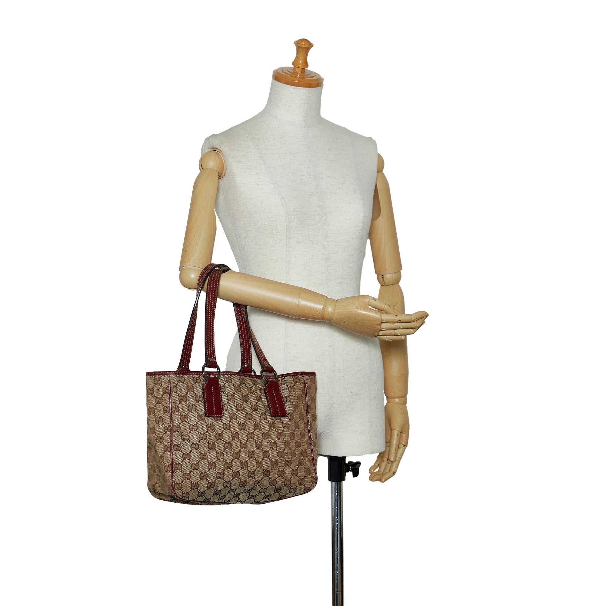 Gucci GG Canvas Handbag (SHG-NeMEXz)