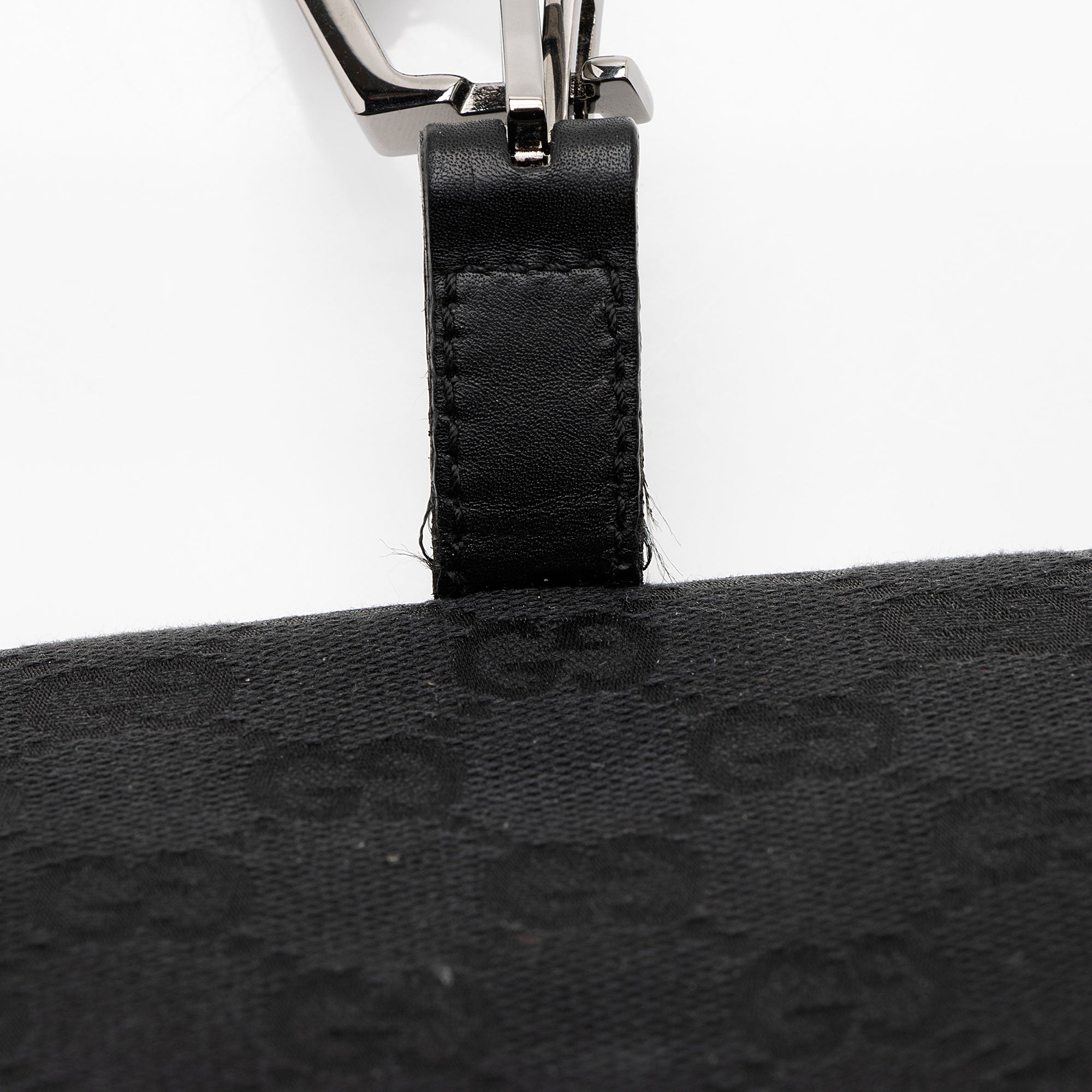 Gucci GG Canvas Jackie Small Shoulder Bag (SHF-e6LKFX)