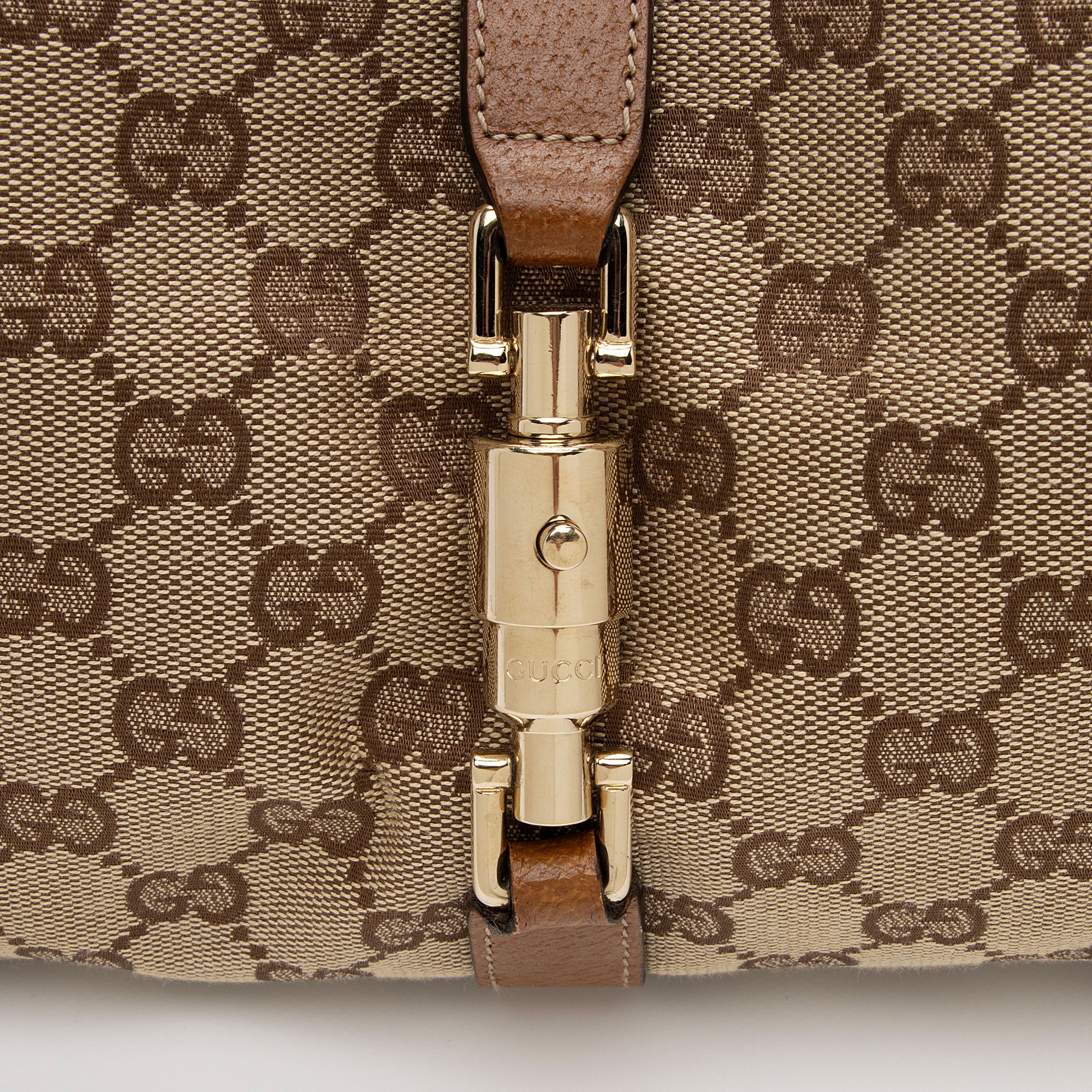 Gucci GG Canvas Nailhead Bardot Shoulder Bag (SHF-cXQEhI)